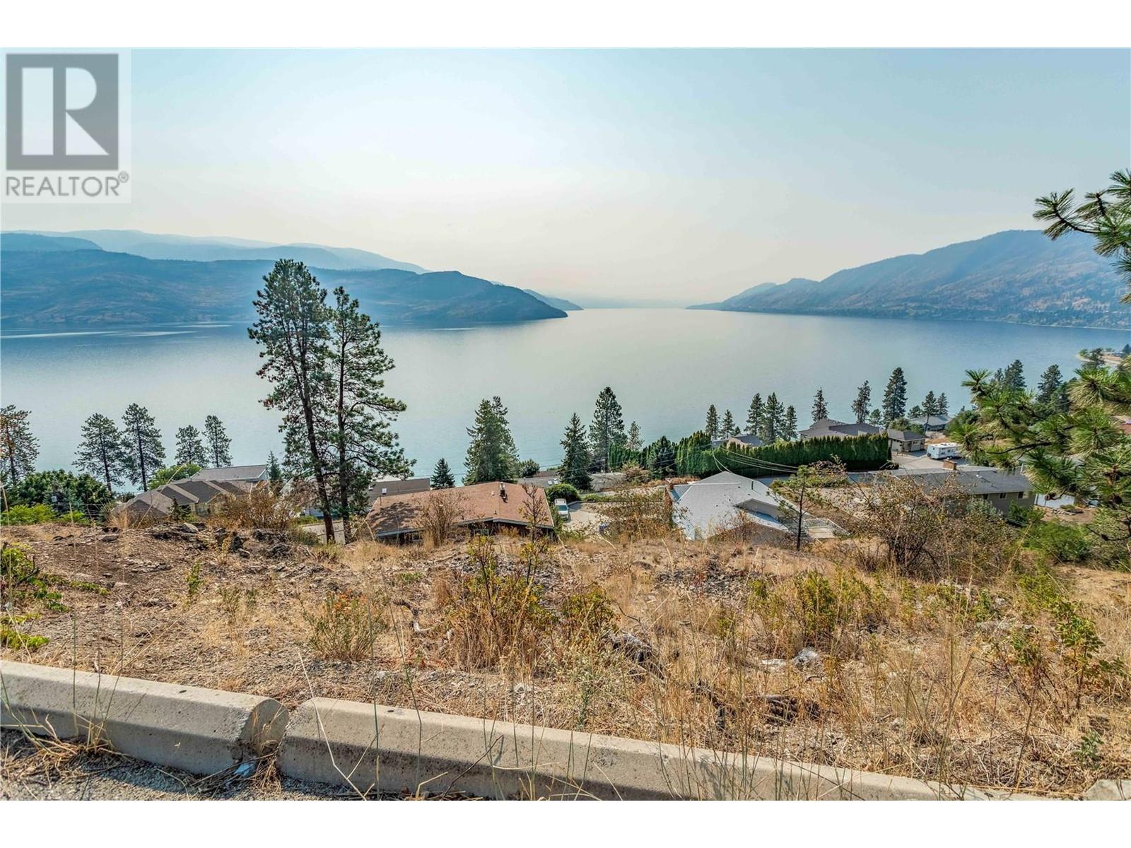  6341 Bulyea Avenue, Peachland