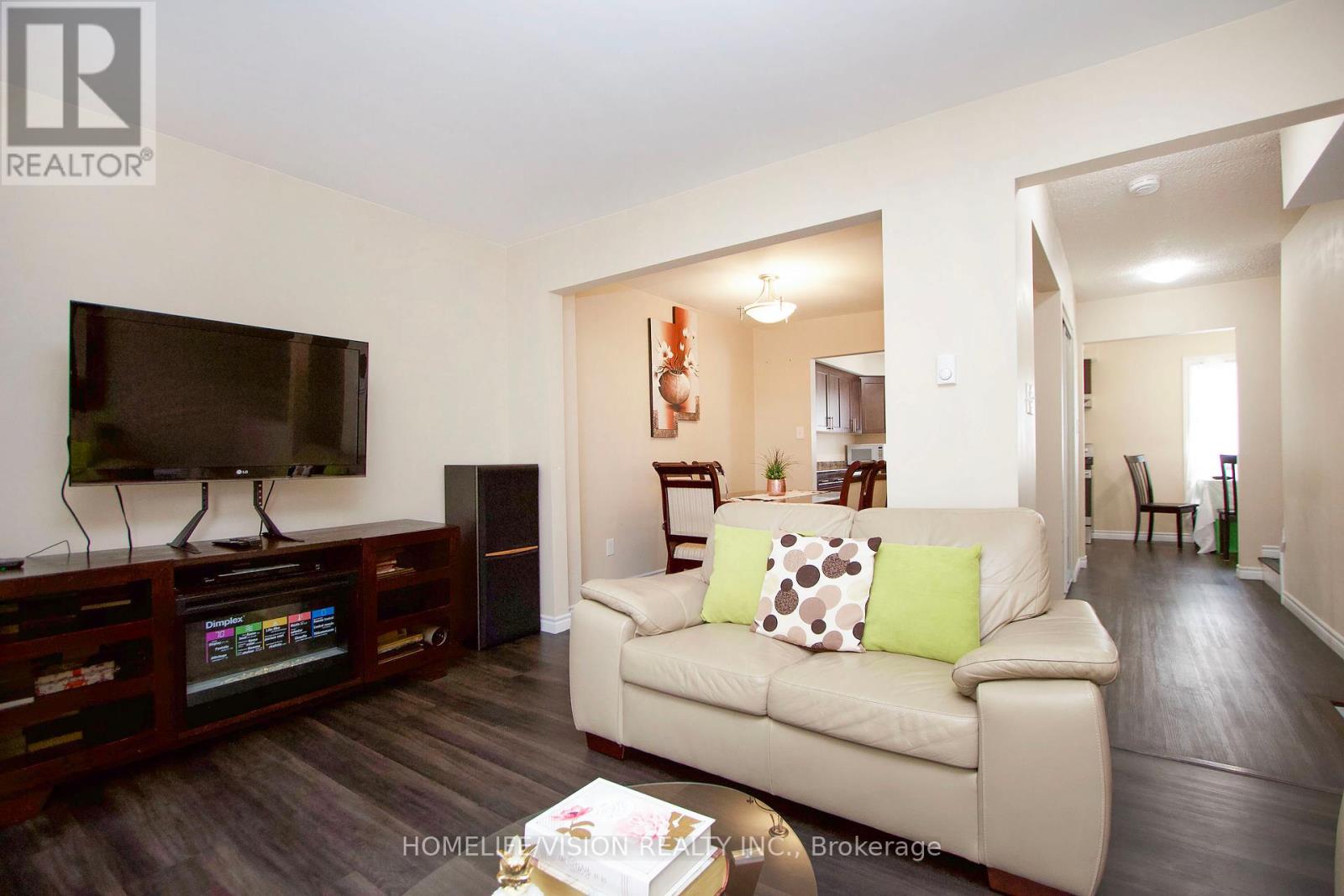 Photo 8 of 39 221 Ormond Drive, Oshawa ON
