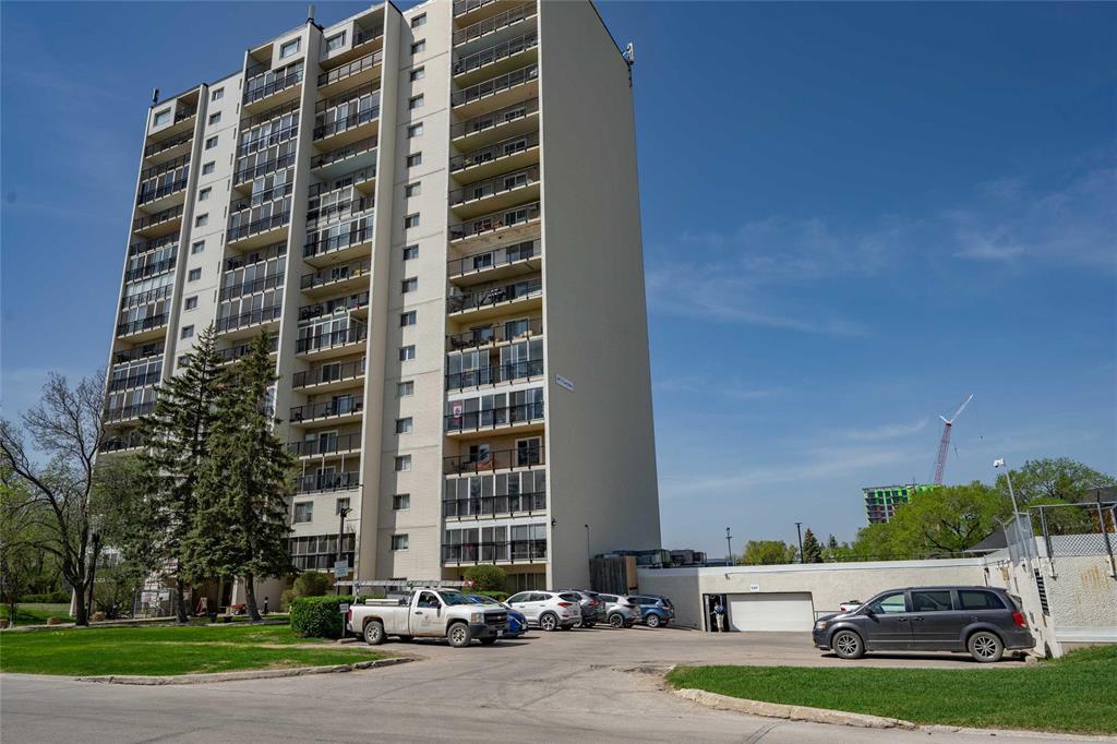 Photo 1 of 12 F 1975 Corydon Avenue, Winnipeg MB