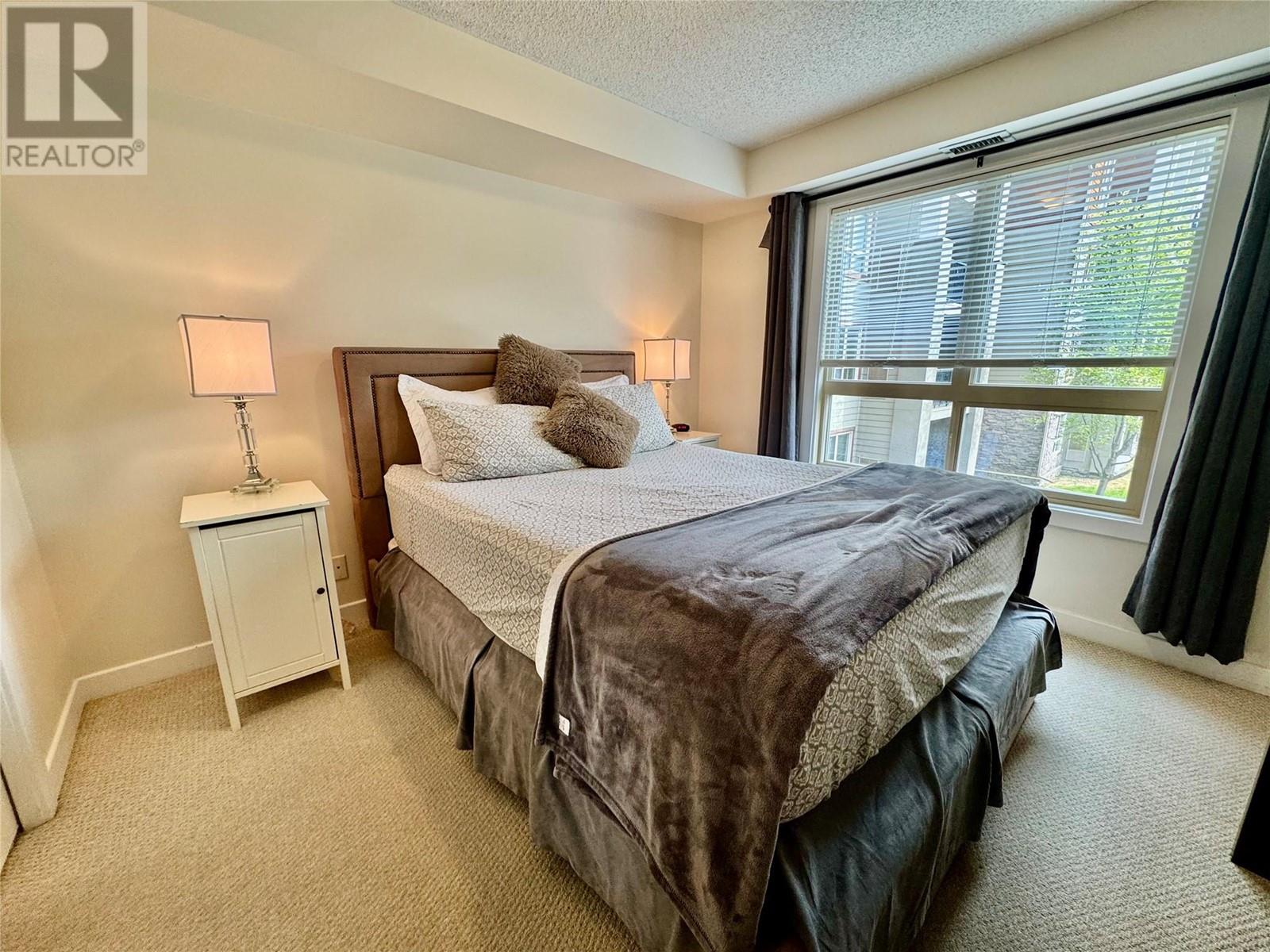 Photo 10 of 205 Third Avenue Unit 3202, Invermere BC