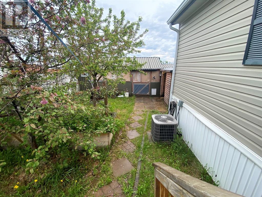 183 Grenoble Crescent, Fort McMurray, Alberta