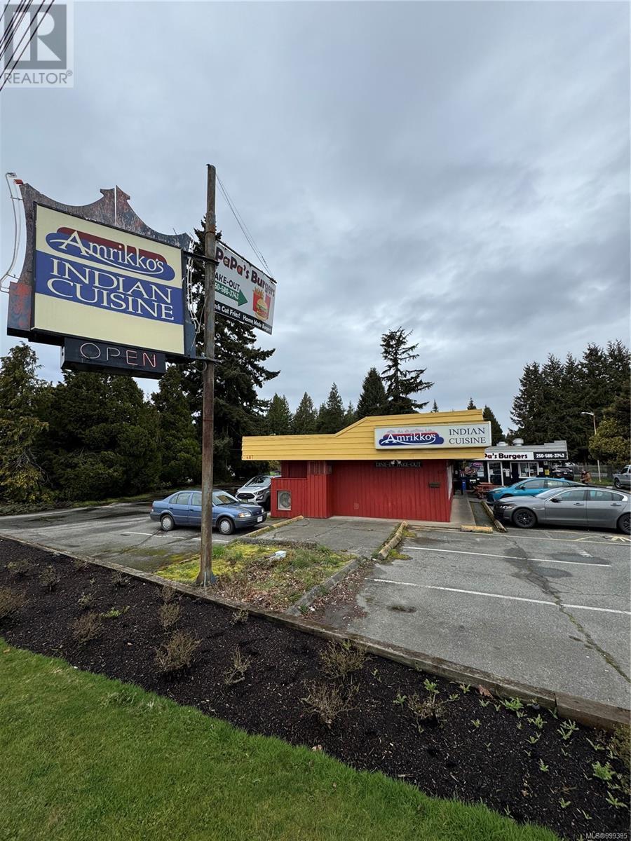  487 Island Highway East, Parksville