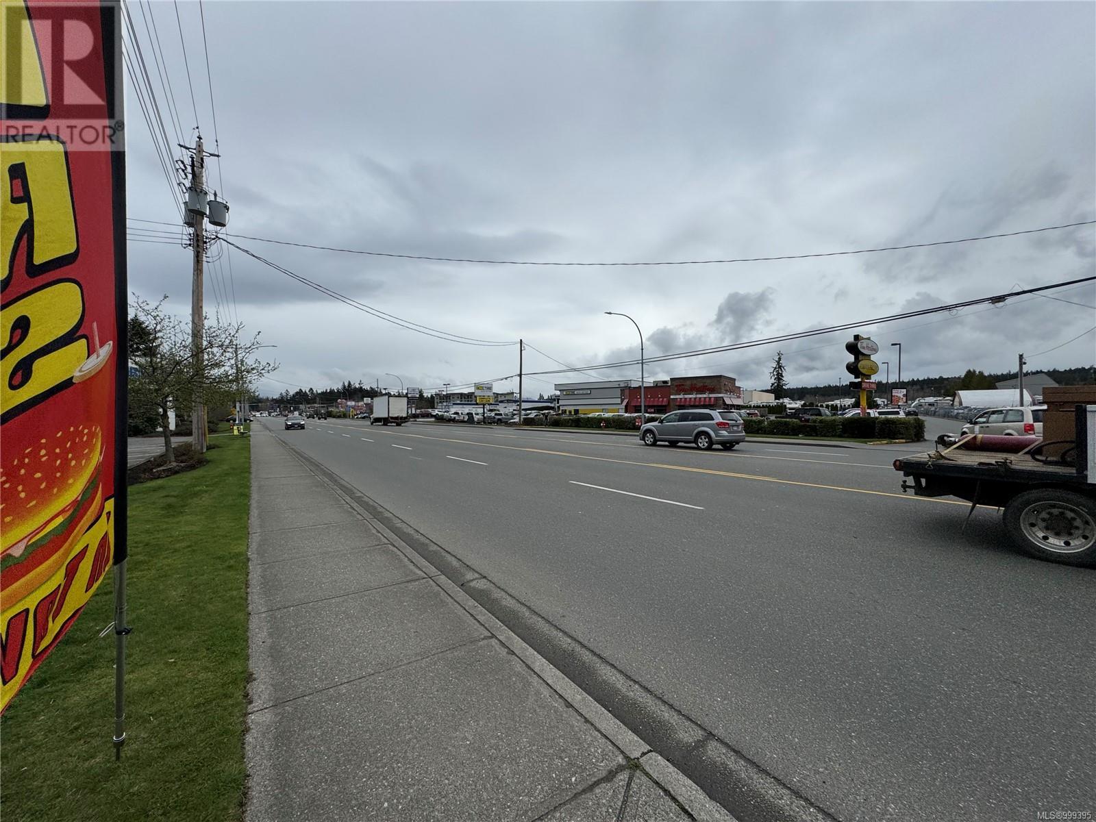  487 Island Highway East, Parksville