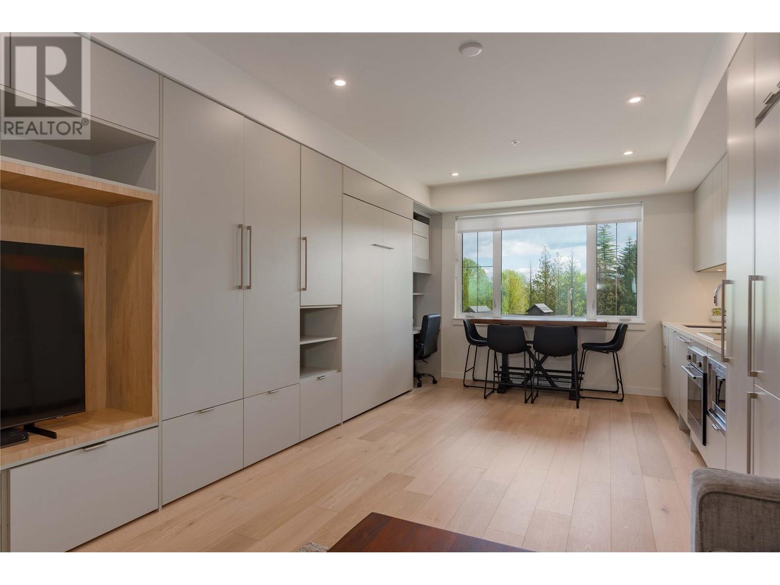 4280 Red Mountain Road Unit# 115, Rossland