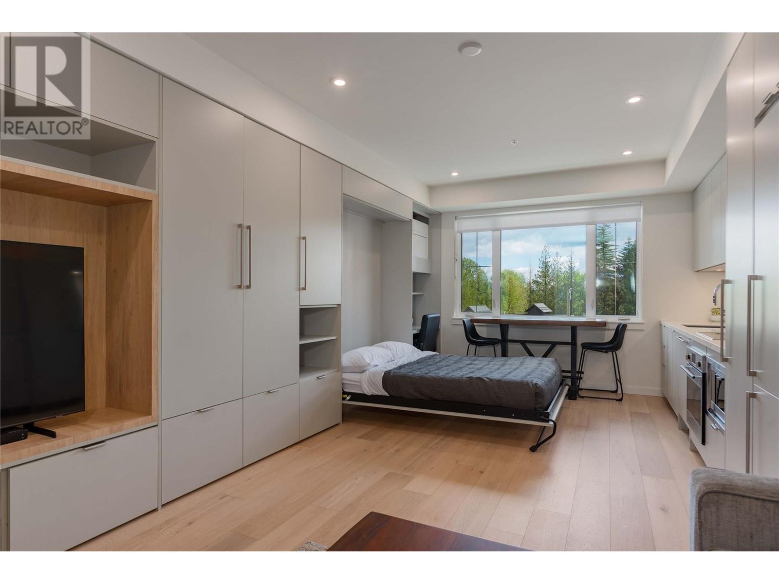 4280 Red Mountain Road Unit# 115, Rossland