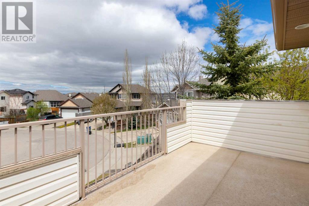 6 Bow Ridge Close, Cochrane