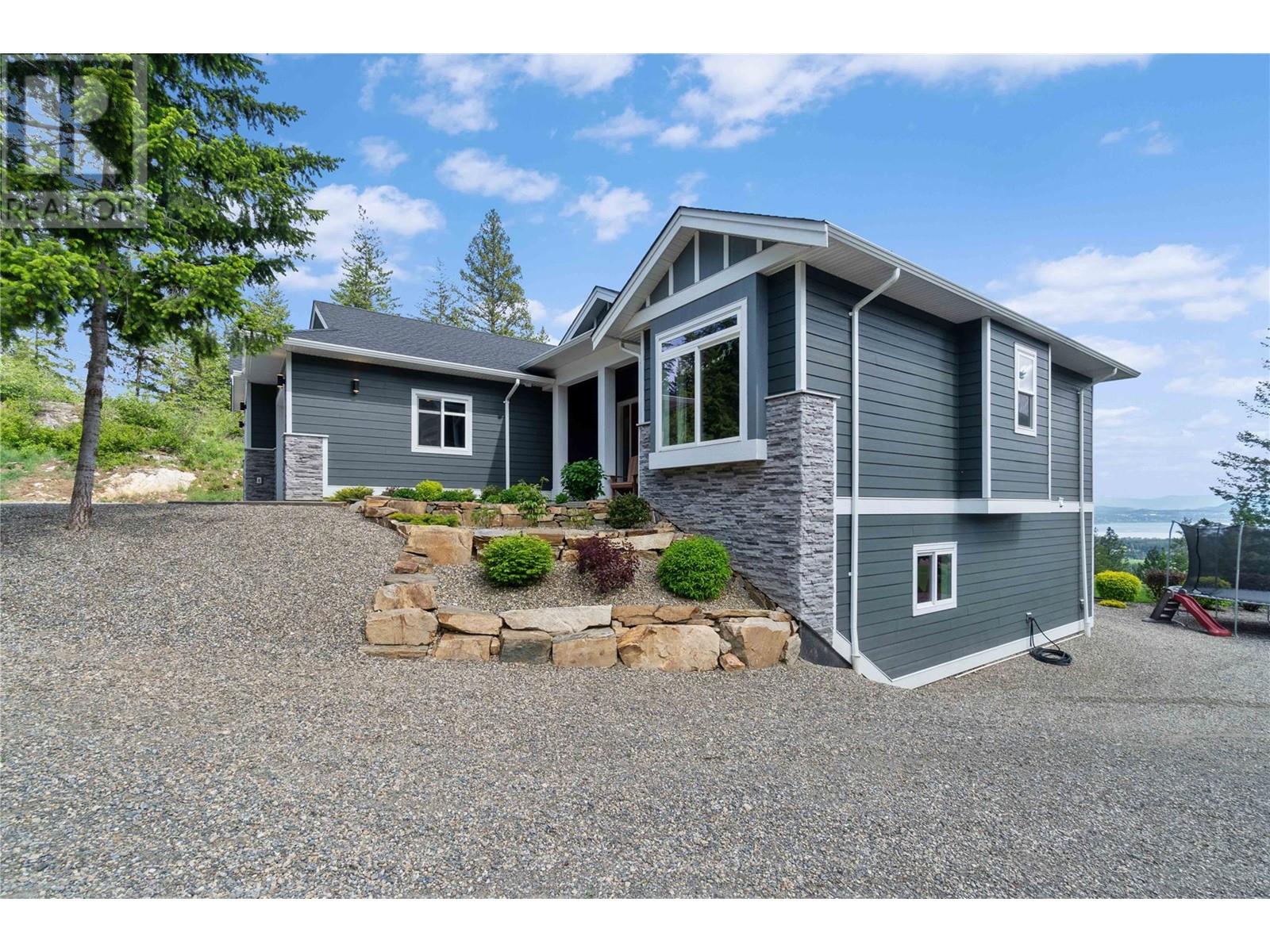  1750 Recline Ridge Road, Tappen