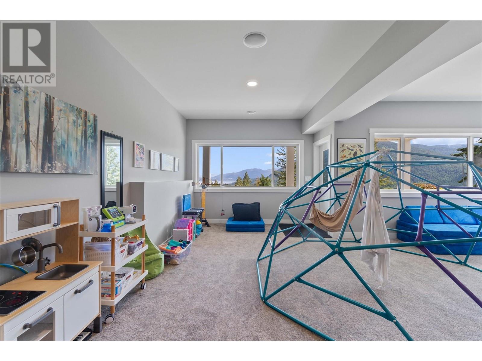  1750 Recline Ridge Road, Tappen