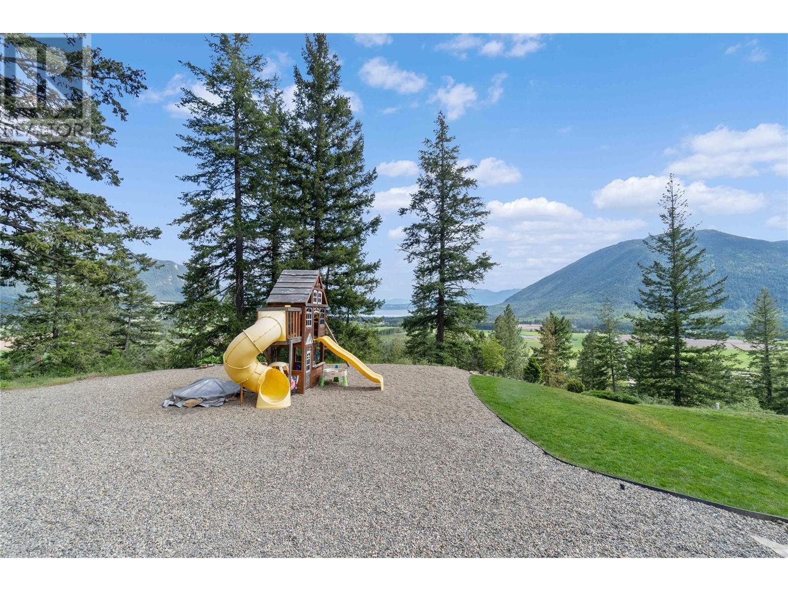 Photo 37 of 1750 Recline Ridge Road, Tappen BC