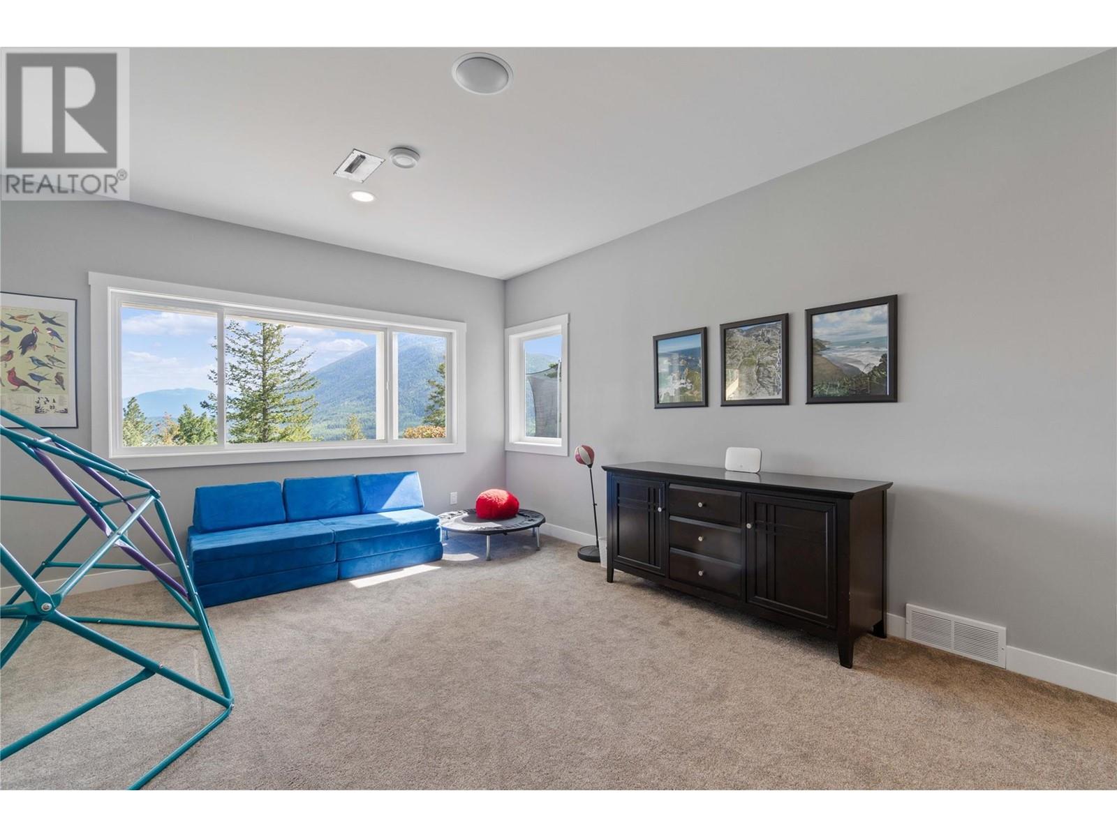  1750 Recline Ridge Road, Tappen