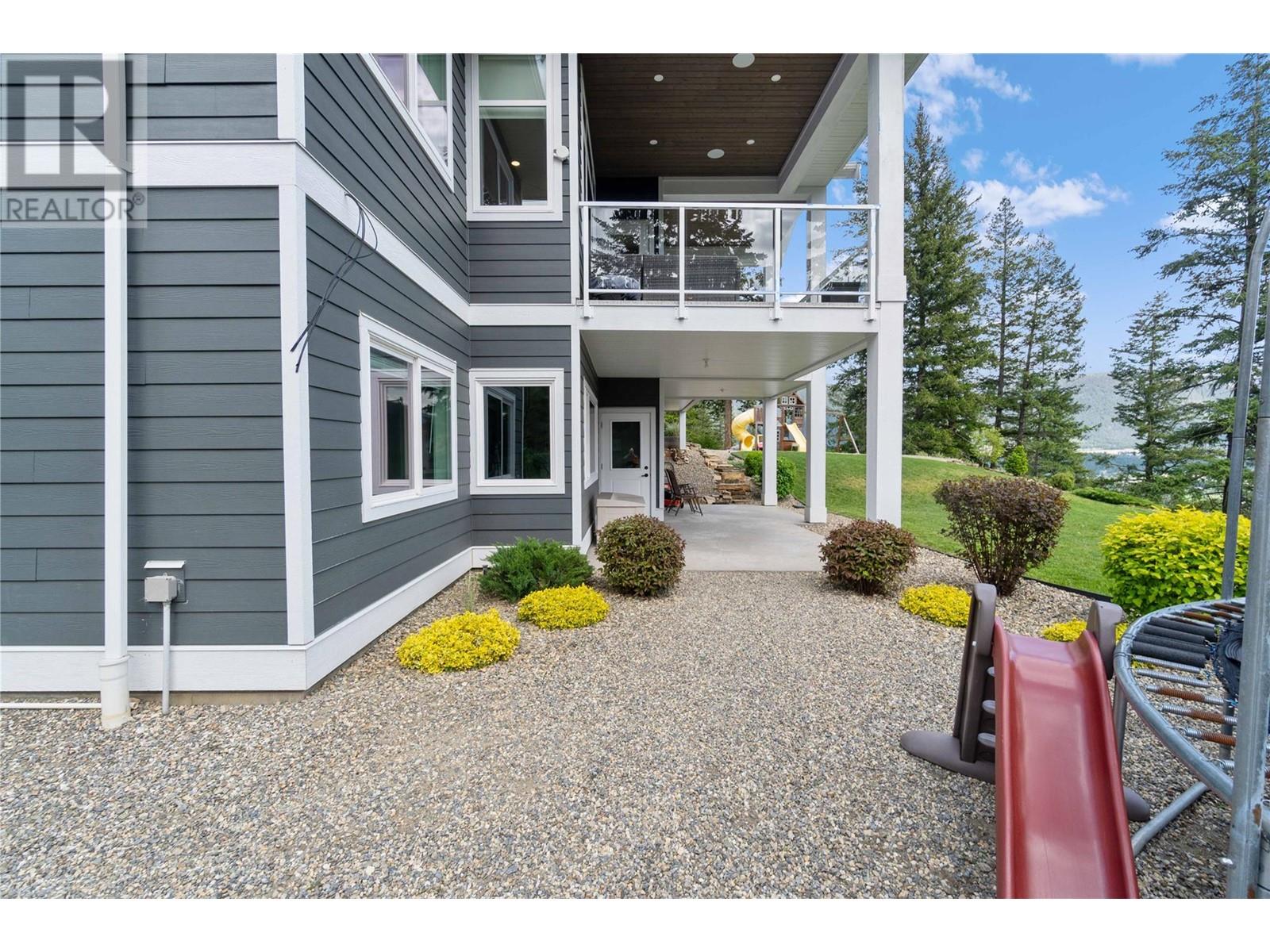  1750 Recline Ridge Road, Tappen
