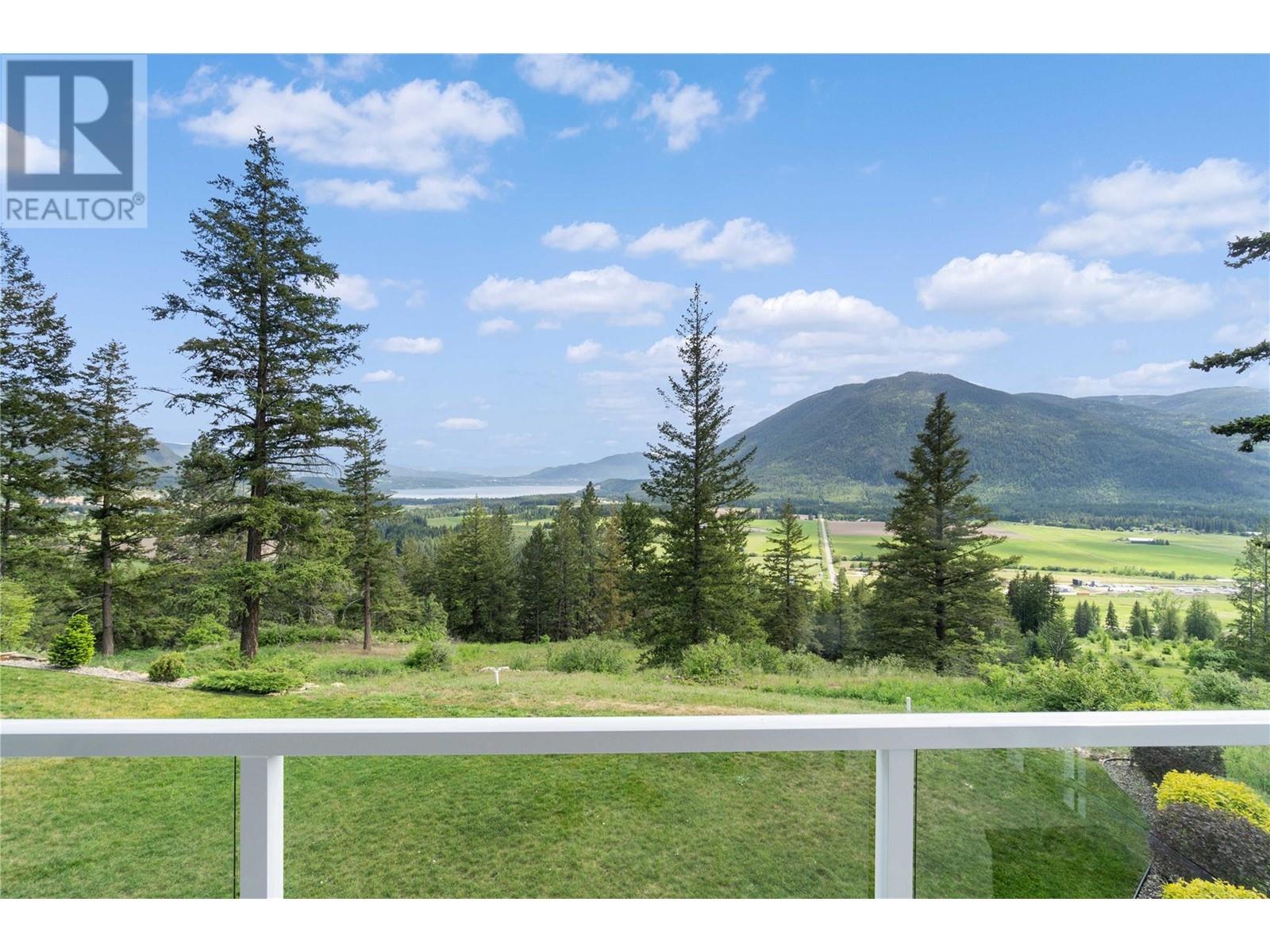 Photo 32 of 1750 Recline Ridge Road, Tappen BC
