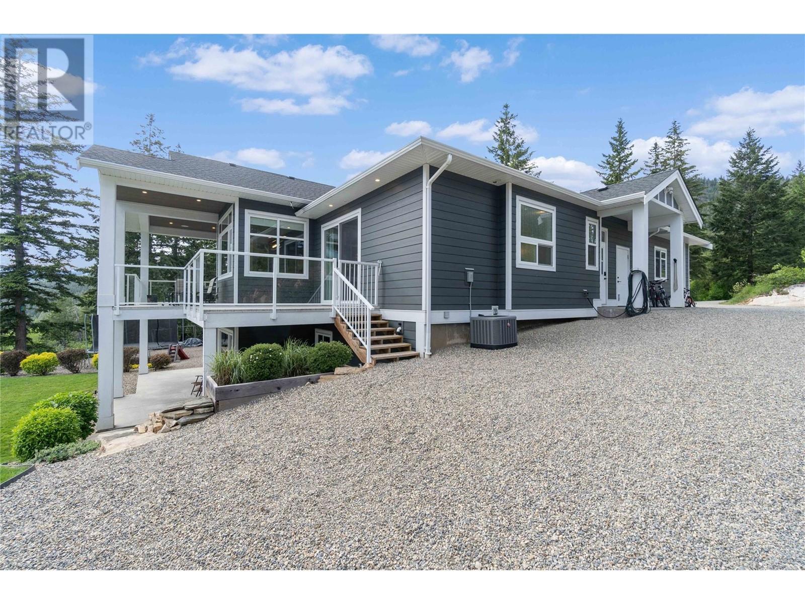  1750 Recline Ridge Road, Tappen