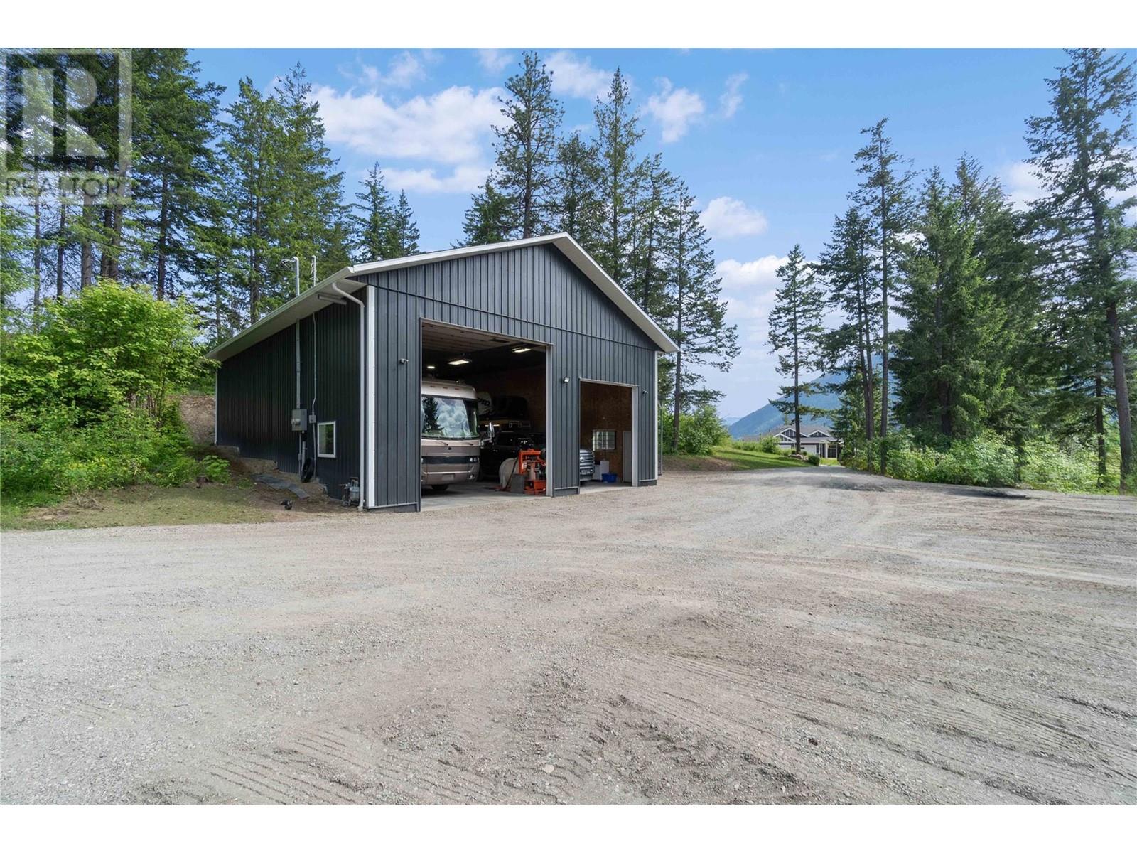 Photo 98 of 1750 Recline Ridge Road, Tappen BC