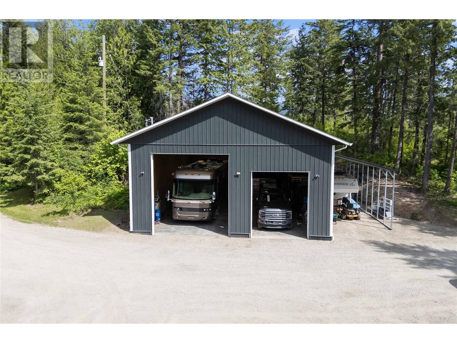 Photo 70 of 1750 Recline Ridge Road, Tappen BC
