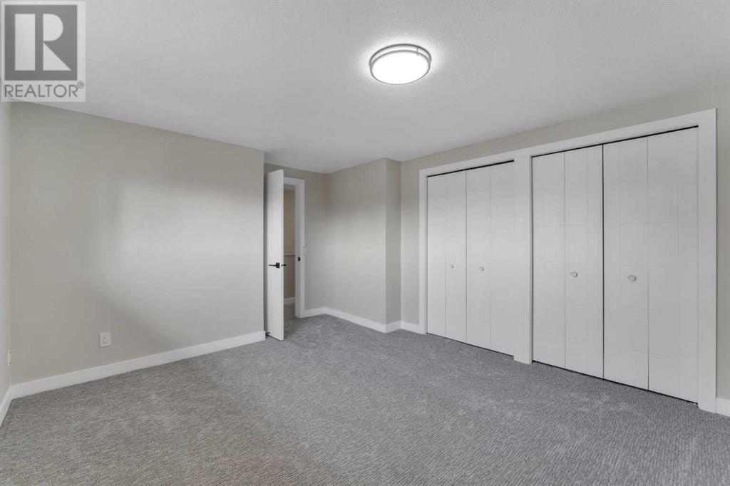 Single Family House for Sale in  Doverville Crescent SE Dover Calgary 