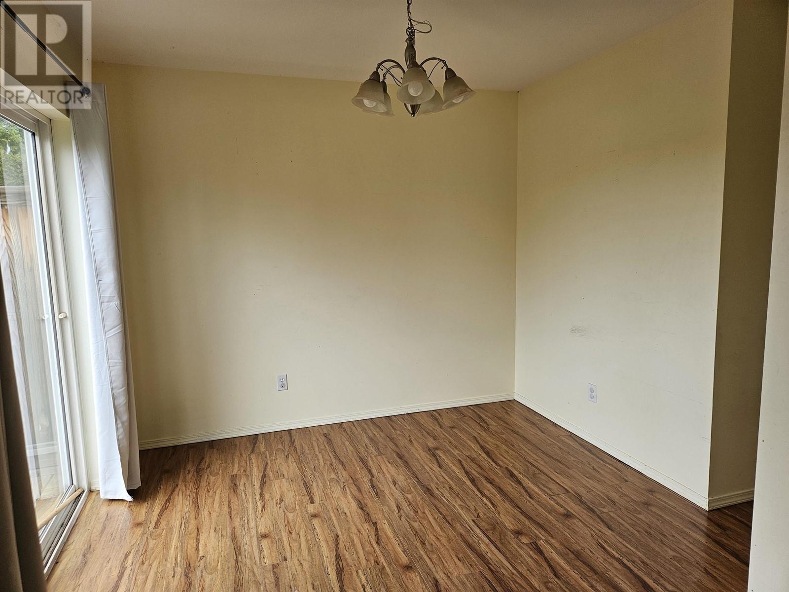  5011 GRAHAM Avenue, Terrace
