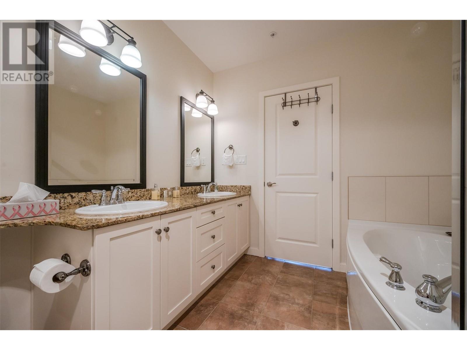 406 3301 Skaha Lake Road, Penticton
