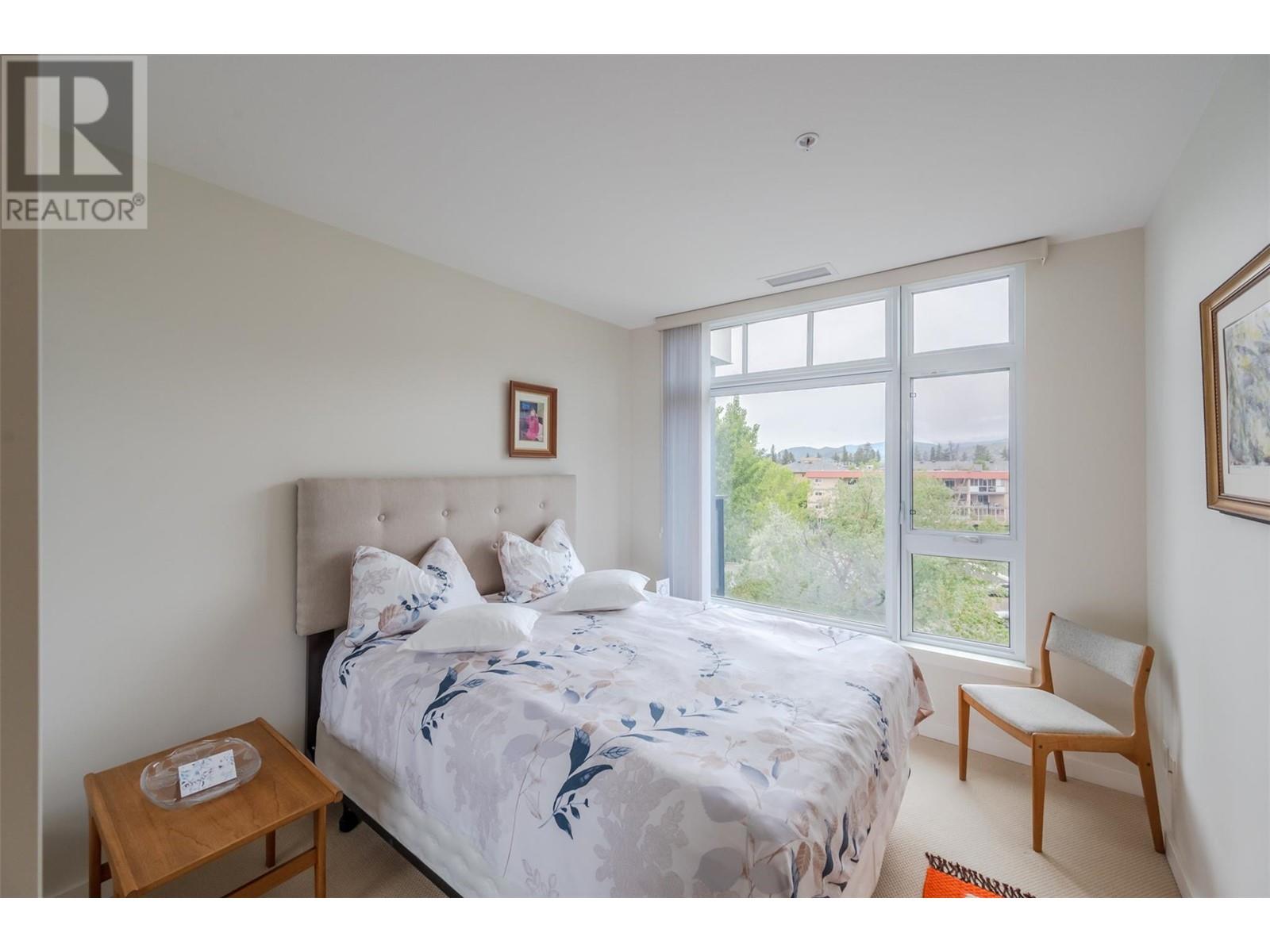 406 3301 Skaha Lake Road, Penticton