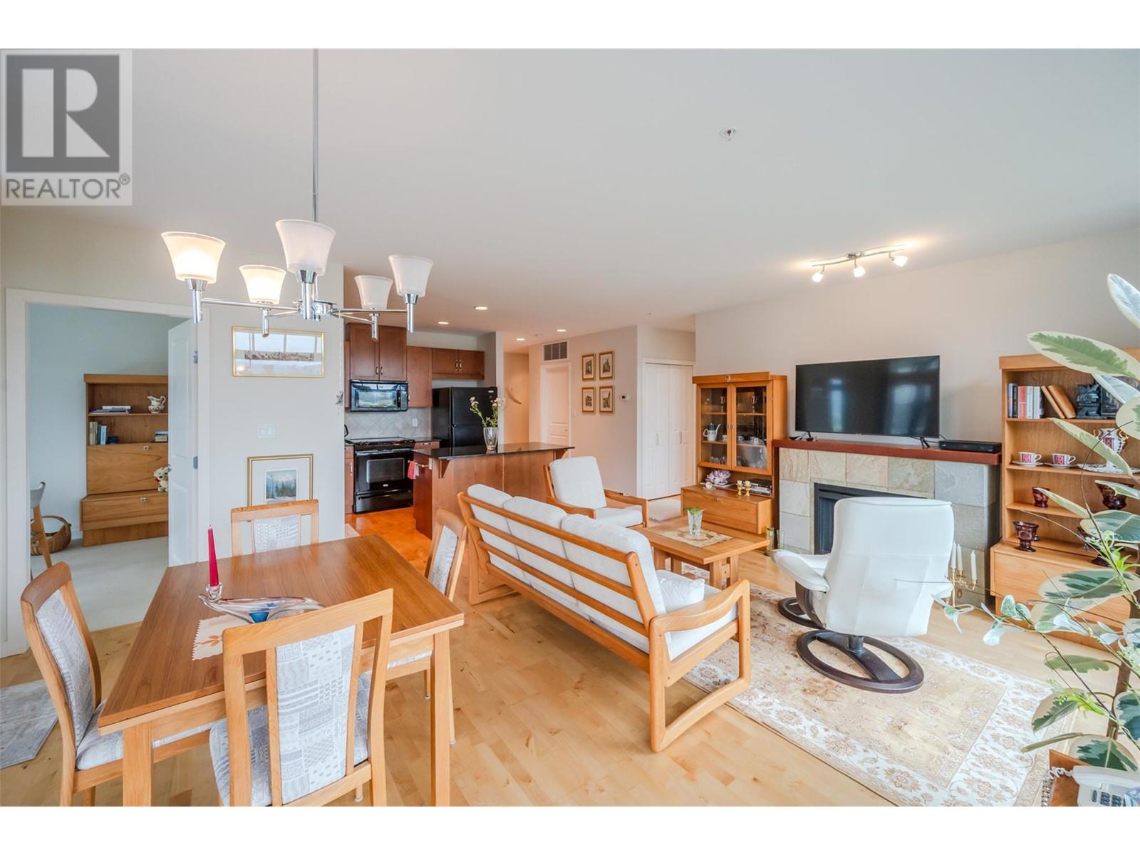406 3301 Skaha Lake Road, Penticton