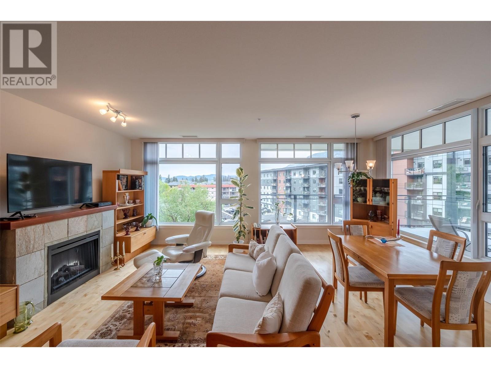 406 3301 Skaha Lake Road, Penticton