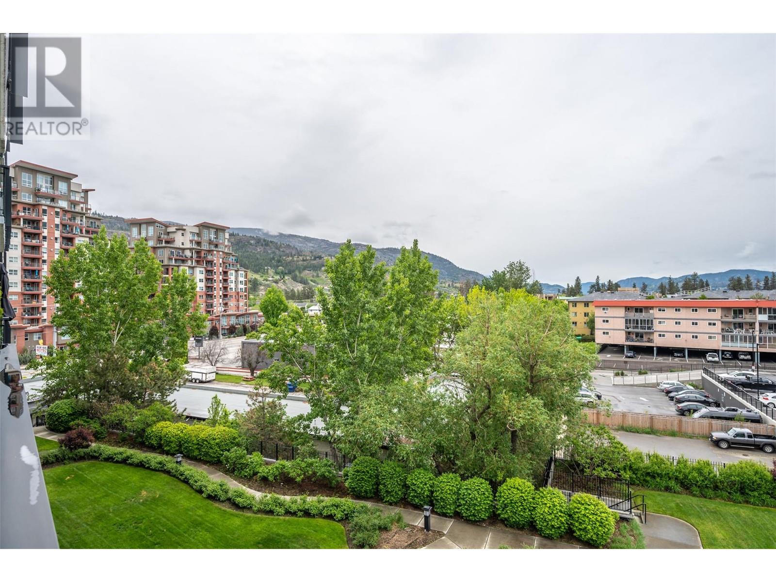 406 3301 Skaha Lake Road, Penticton