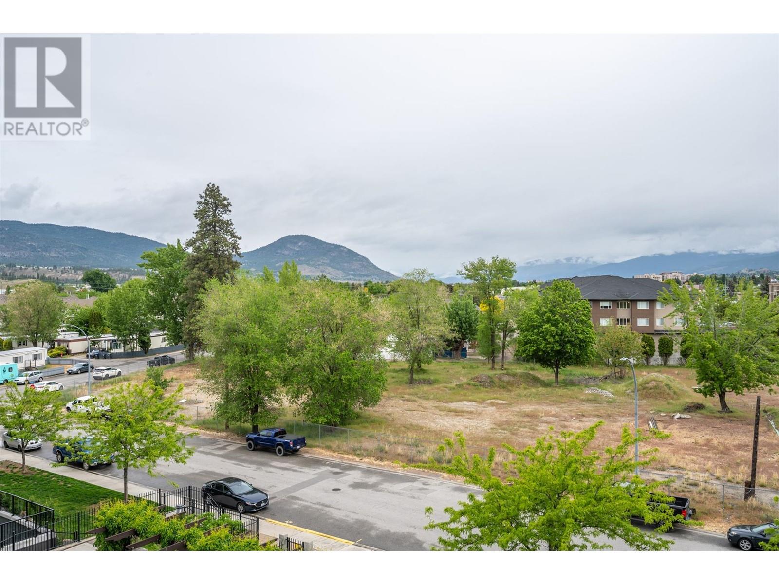 406 3301 Skaha Lake Road, Penticton