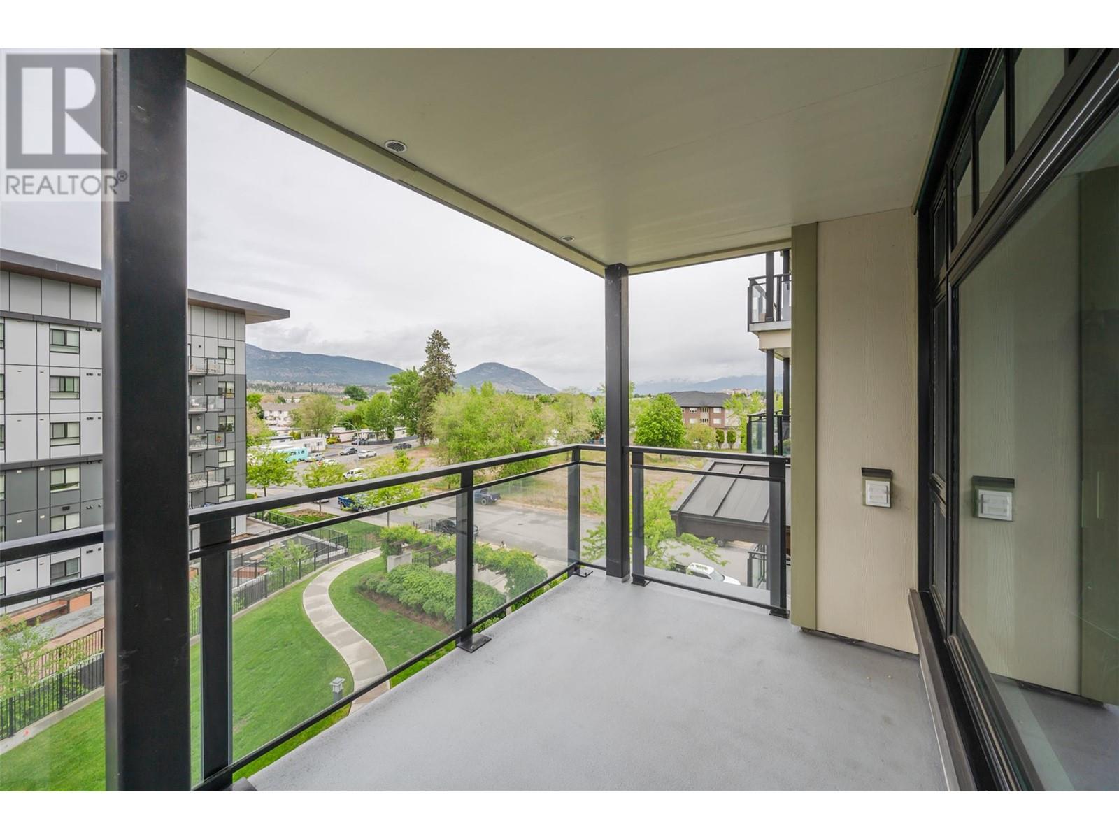 406 3301 Skaha Lake Road, Penticton