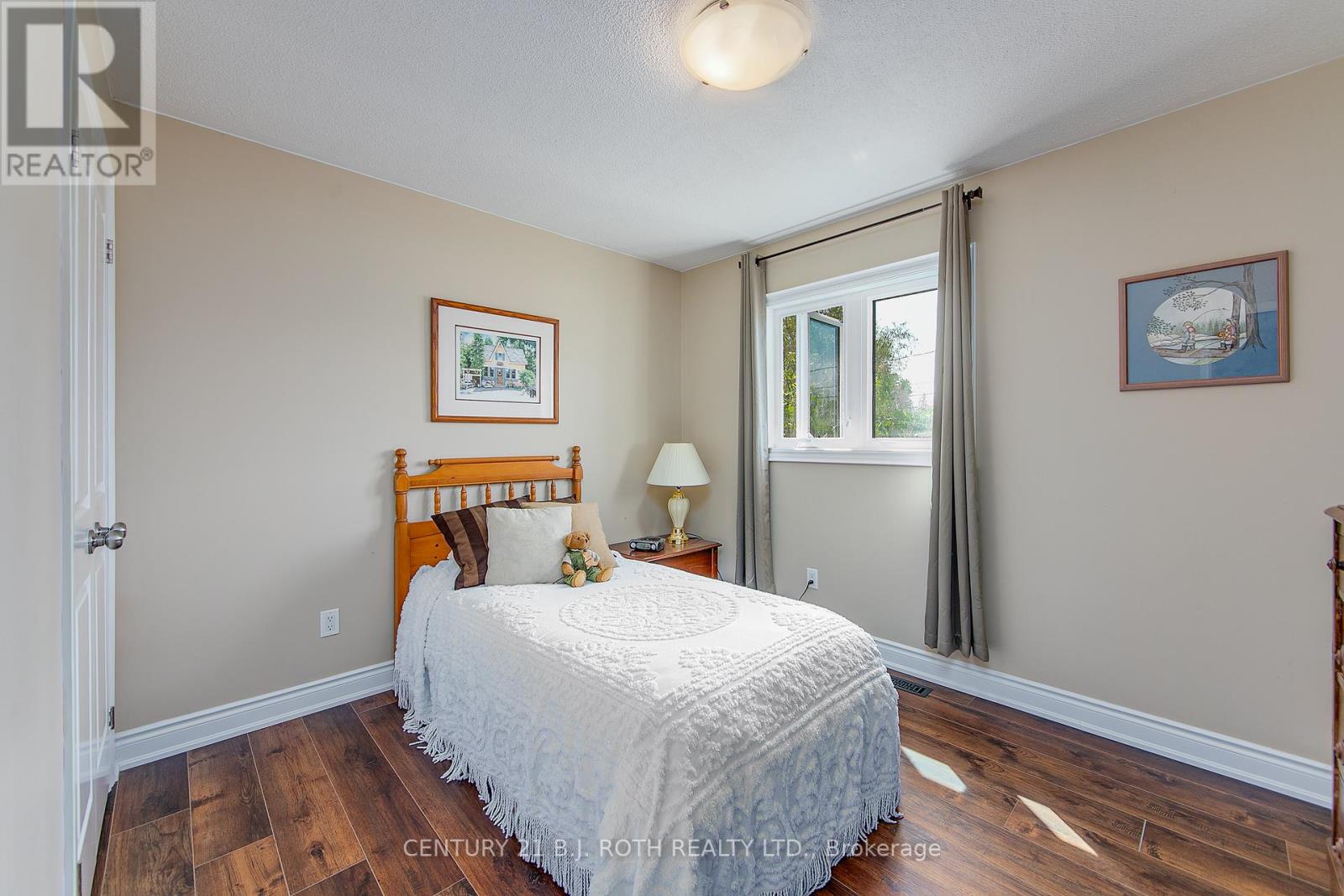 Photo 14 of 239 Centre Street, Essa ON