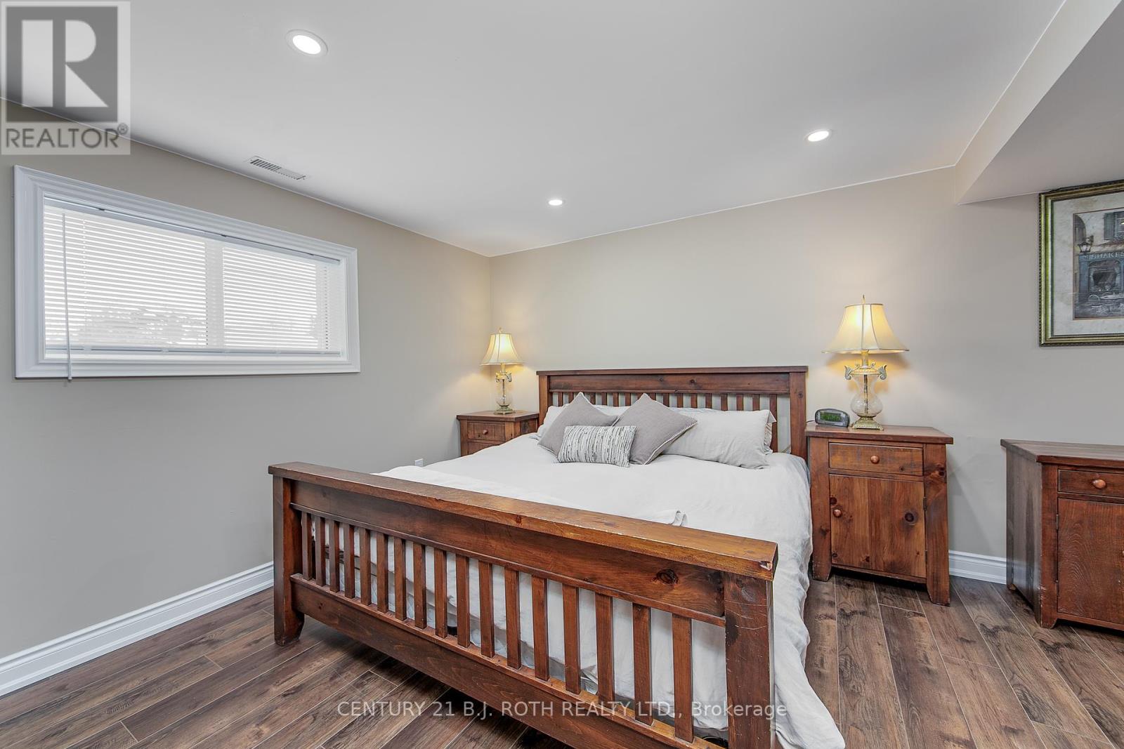 Photo 26 of 239 Centre Street, Essa ON