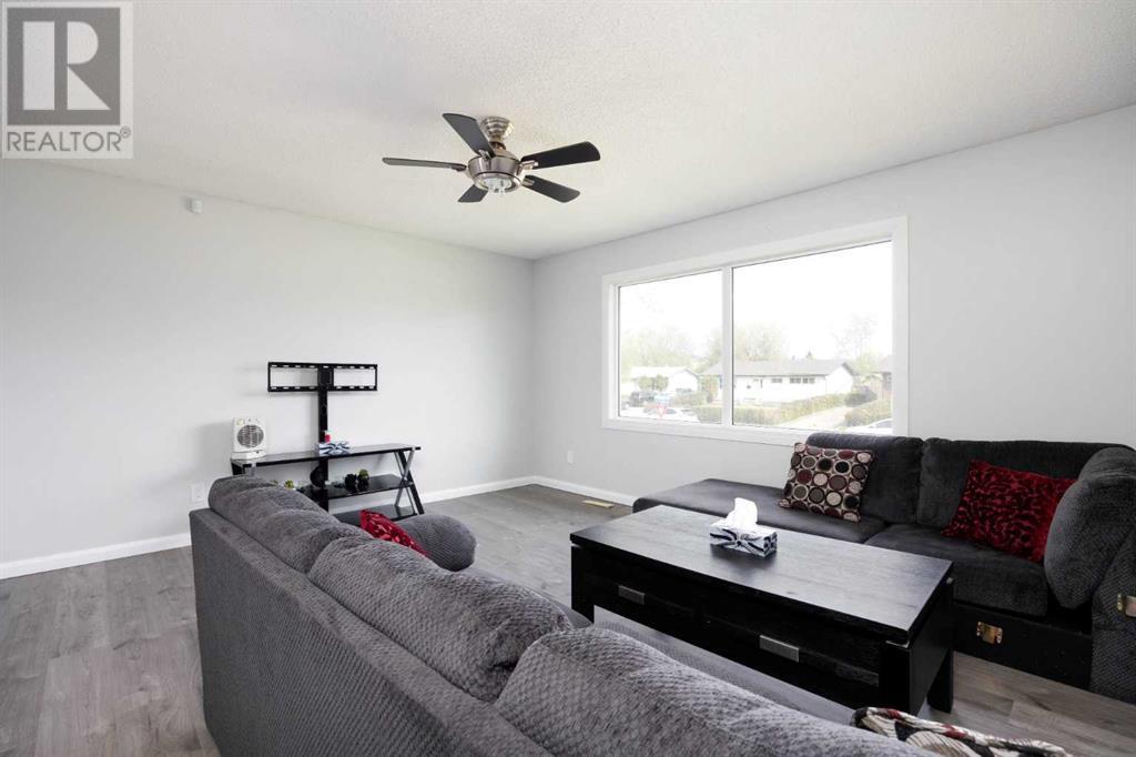 44 CENTENNIAL Drive, Fort McMurray, Alberta