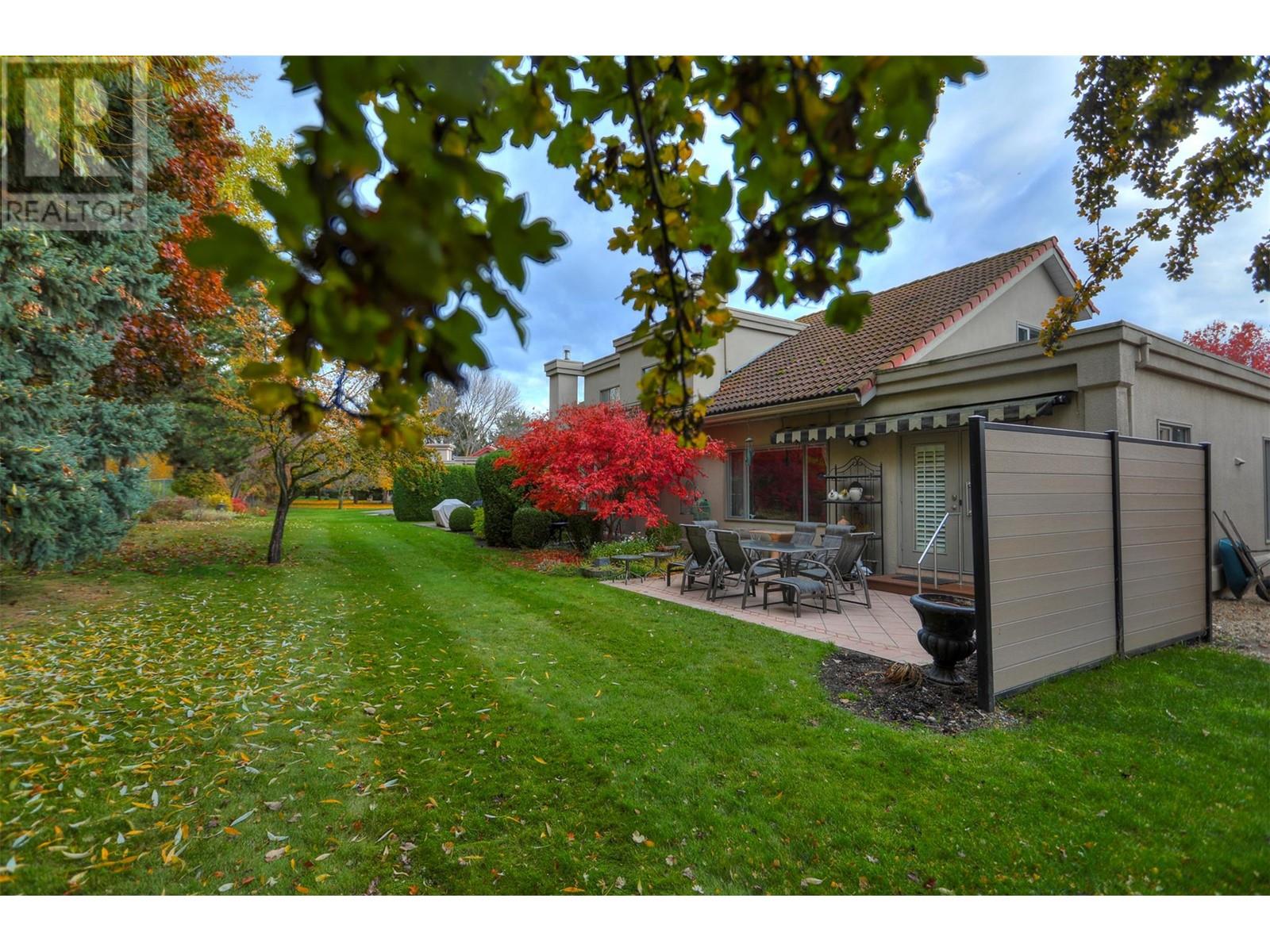 106 650 Lexington Drive, Kelowna