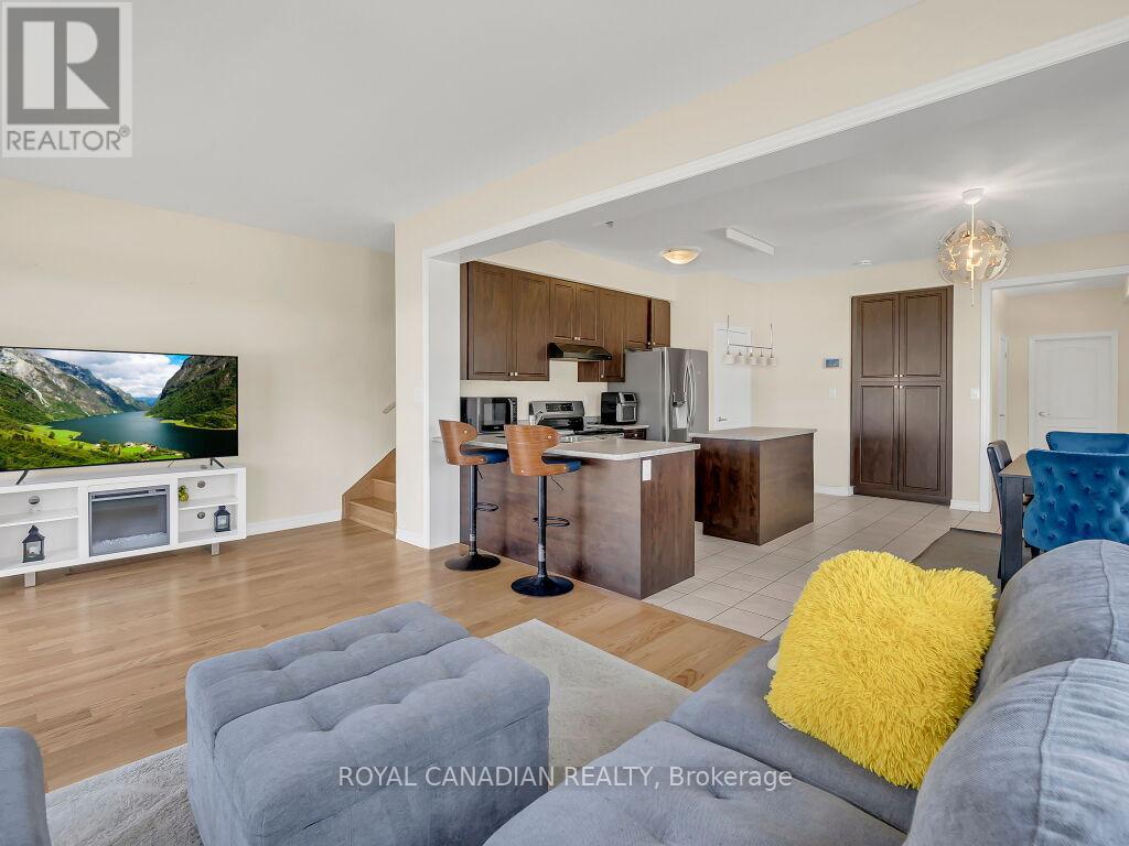 Photo 12 of 84 Rainbow Drive, Haldimand ON