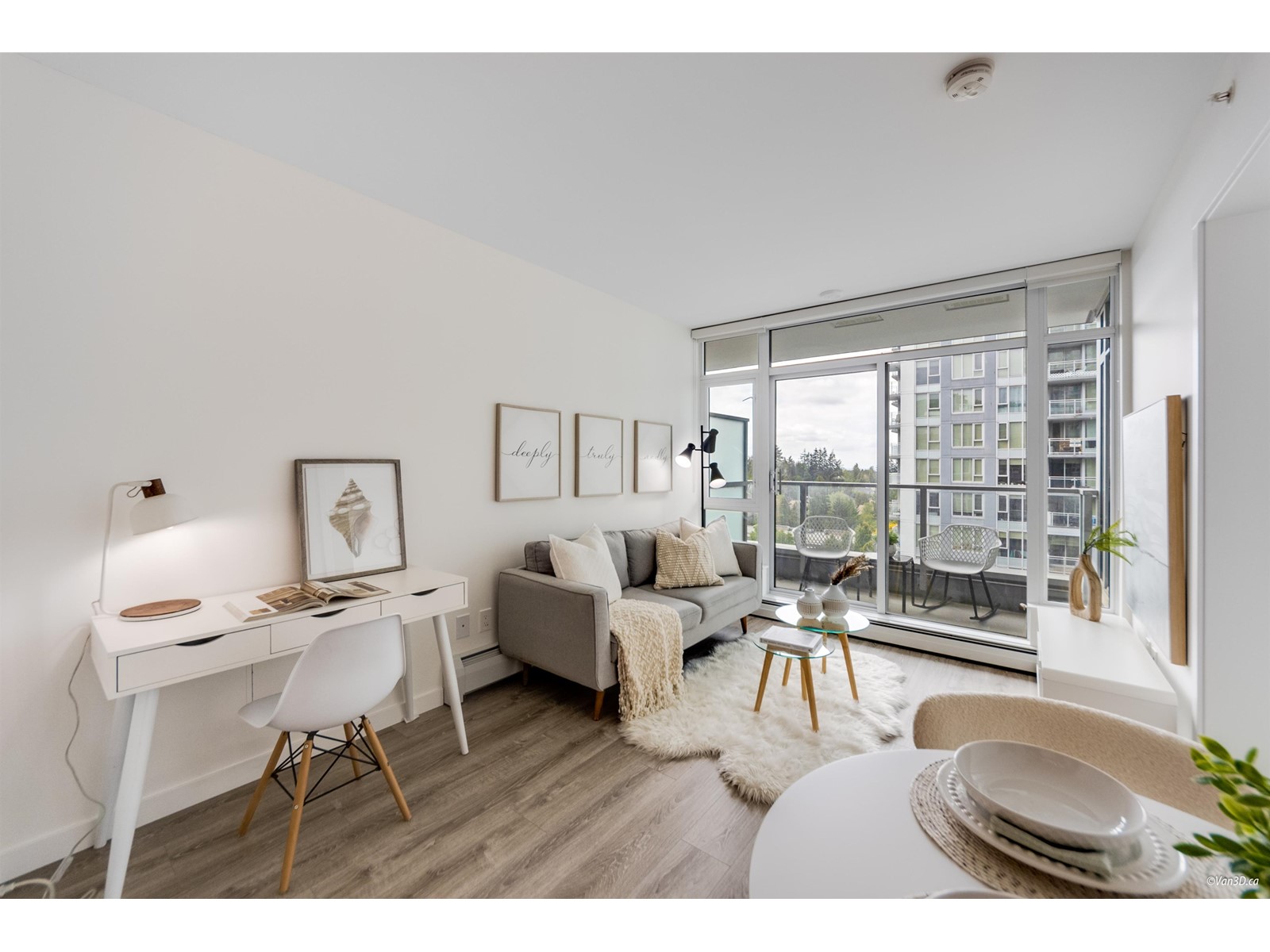 Photo 1 of 1114 13350 Central Avenue, Surrey BC
