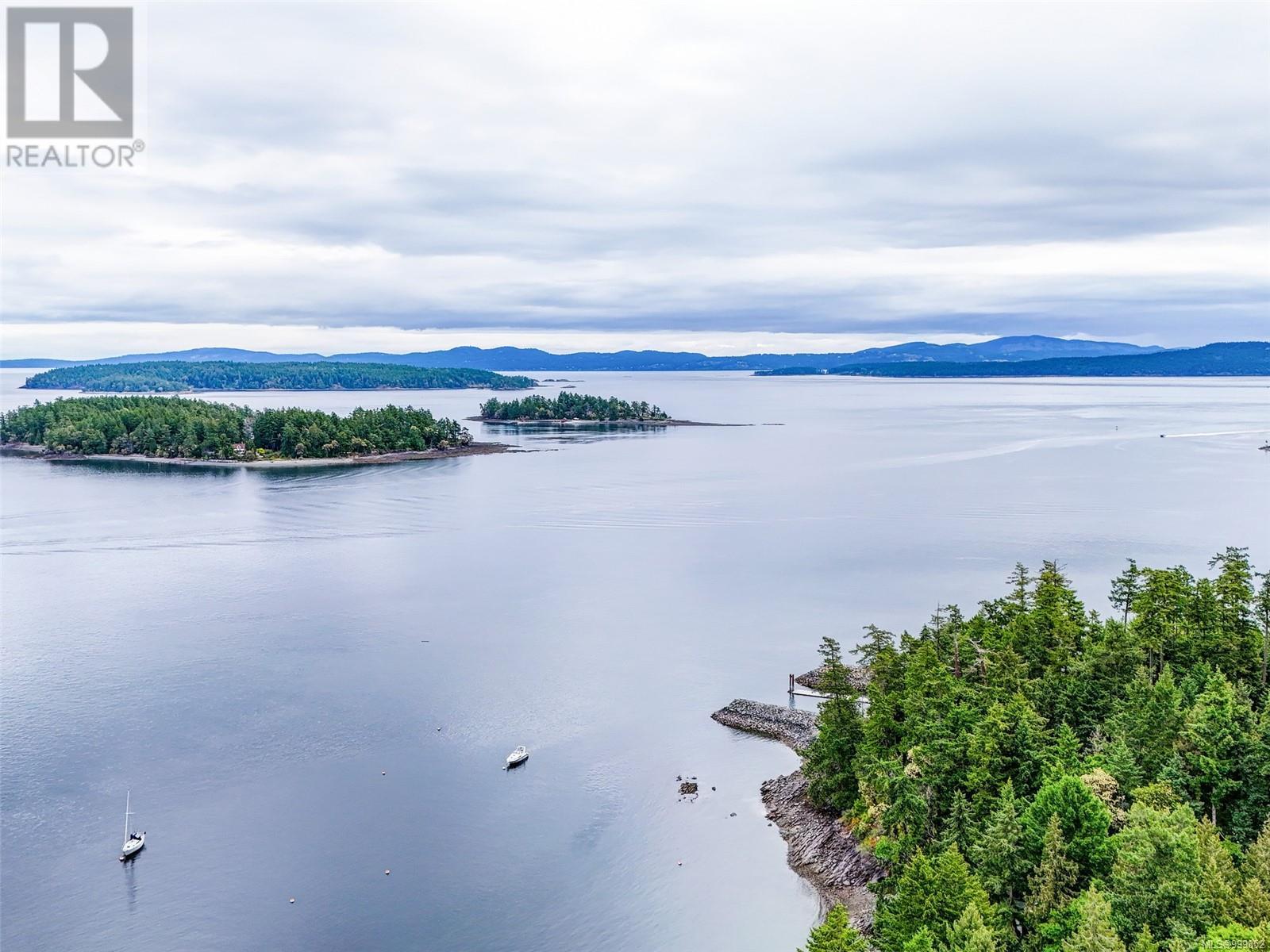  2220 Dolphin Road, North Saanich