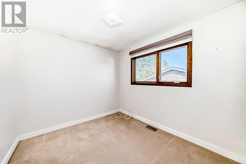 Single Family House Bungalow for Sale in   Street NE Temple Calgary 