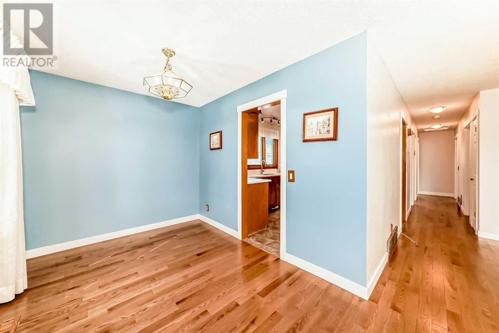 Single Family House Bungalow for Sale in   Street NE Temple Calgary 