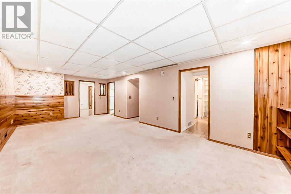 Single Family House Bungalow for Sale in   Street NE Temple Calgary 