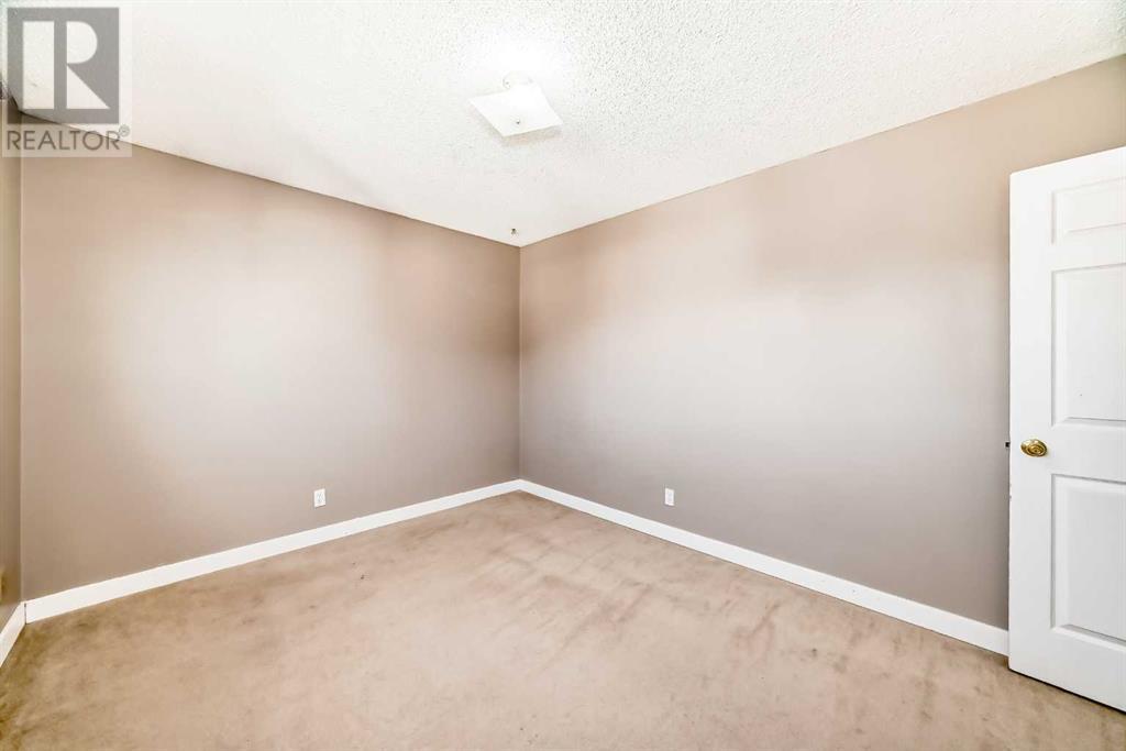 Single Family House Bungalow for Sale in   Street NE Temple Calgary 