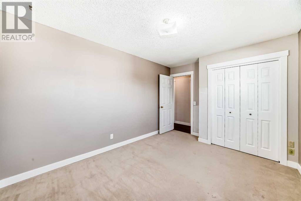 Single Family House Bungalow for Sale in   Street NE Temple Calgary 