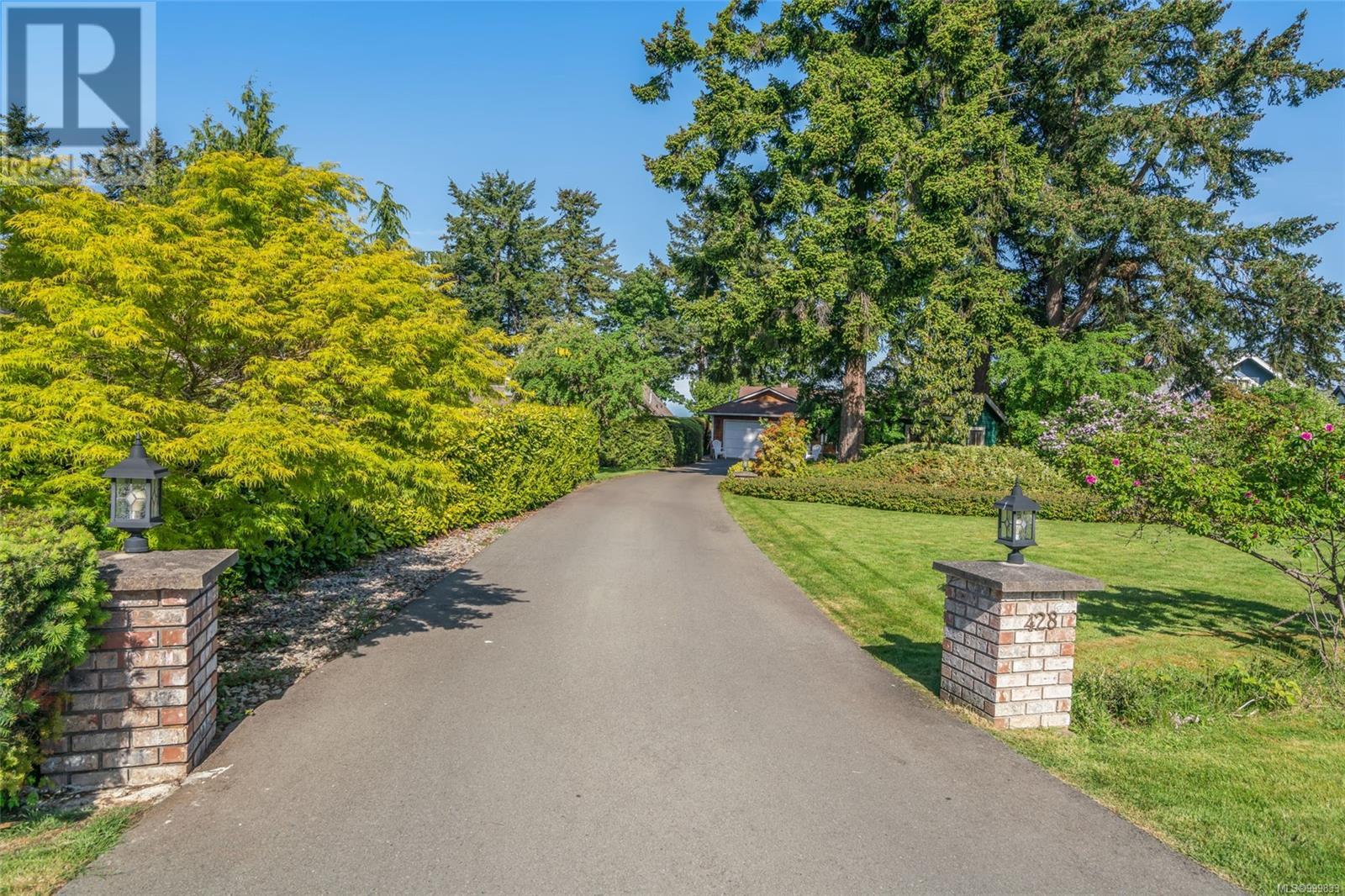 428 Dogwood St N, Parksville real estate listing 999833