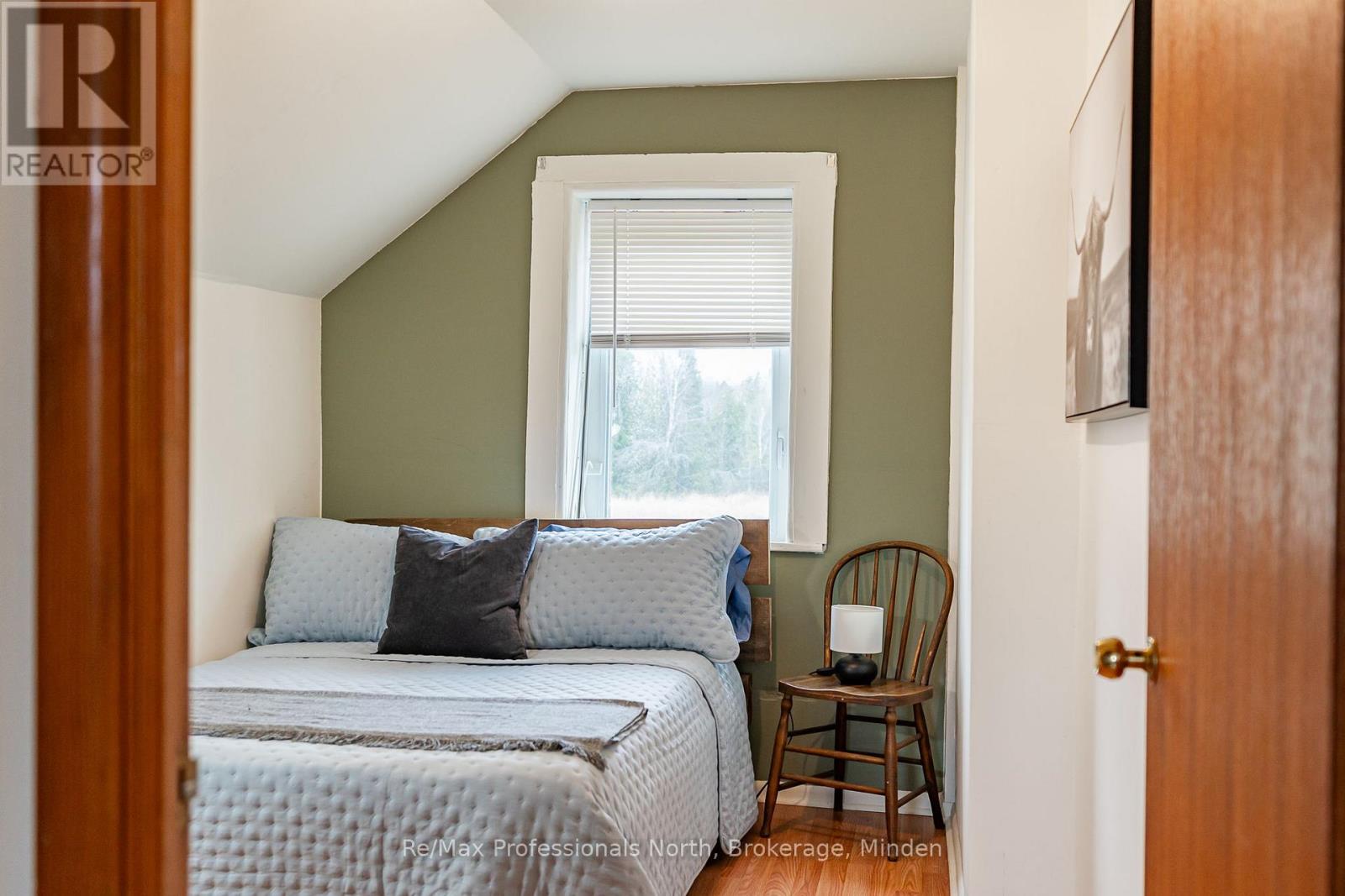 1047 MCCREA ROAD - 20