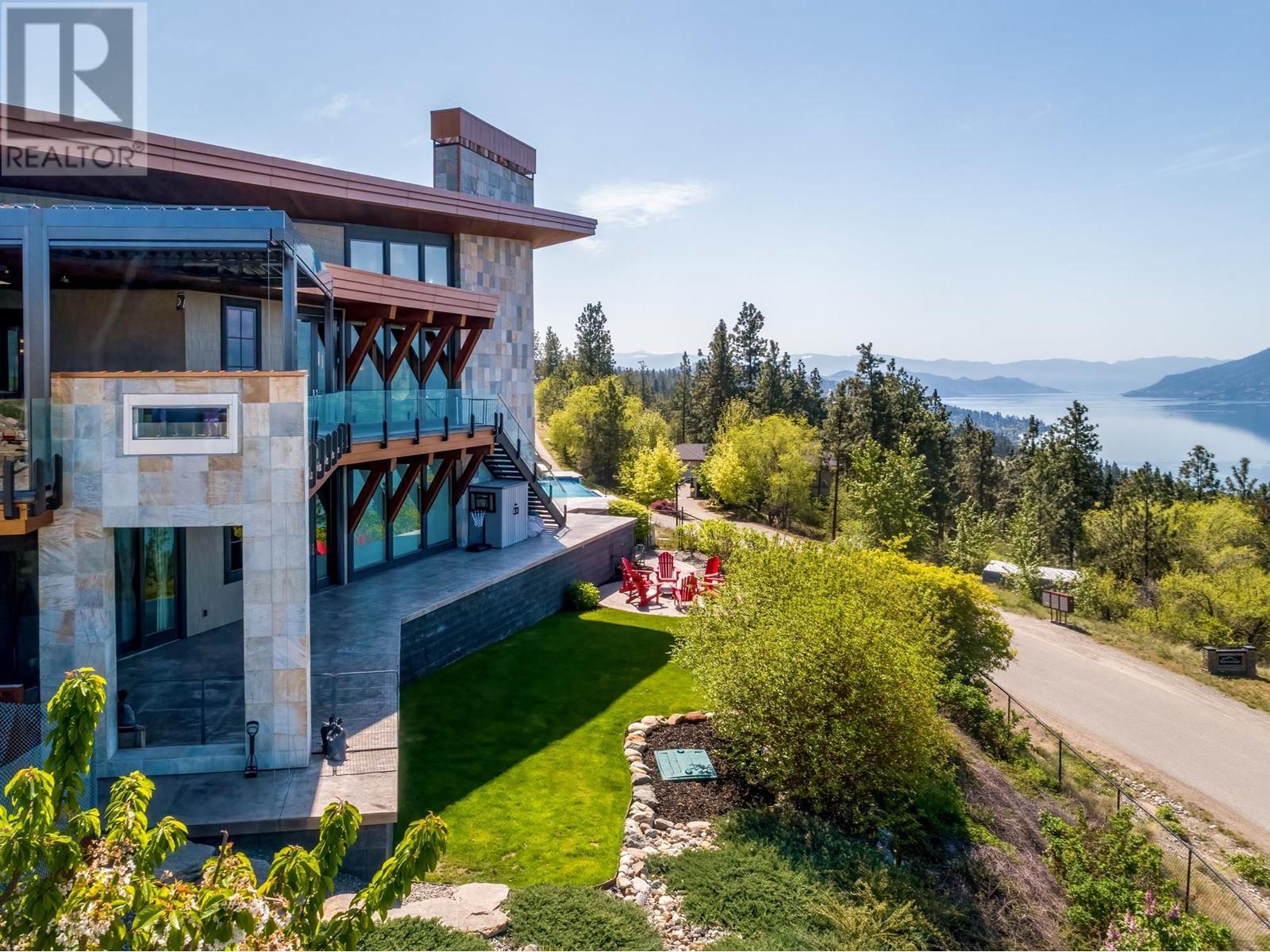 13889 Ogilvey Lane, Lake Country