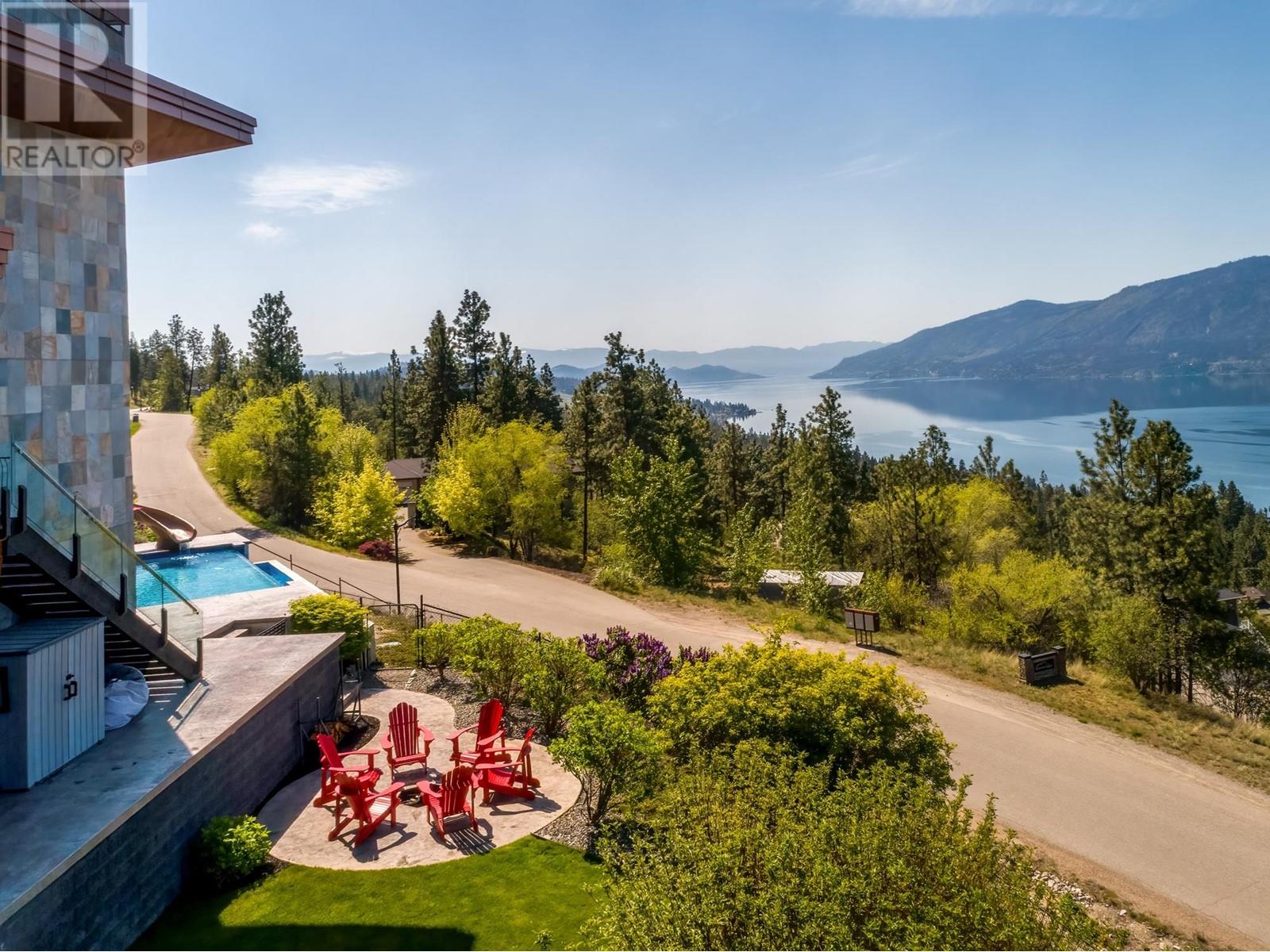 13889 Ogilvey Lane, Lake Country