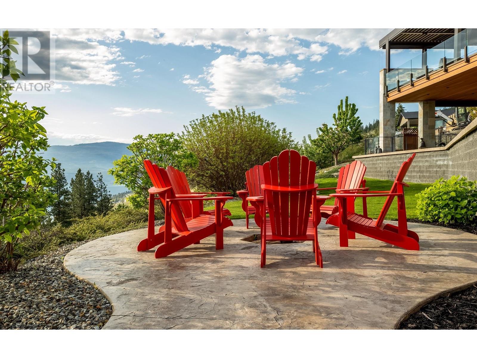 13889 Ogilvey Lane, Lake Country