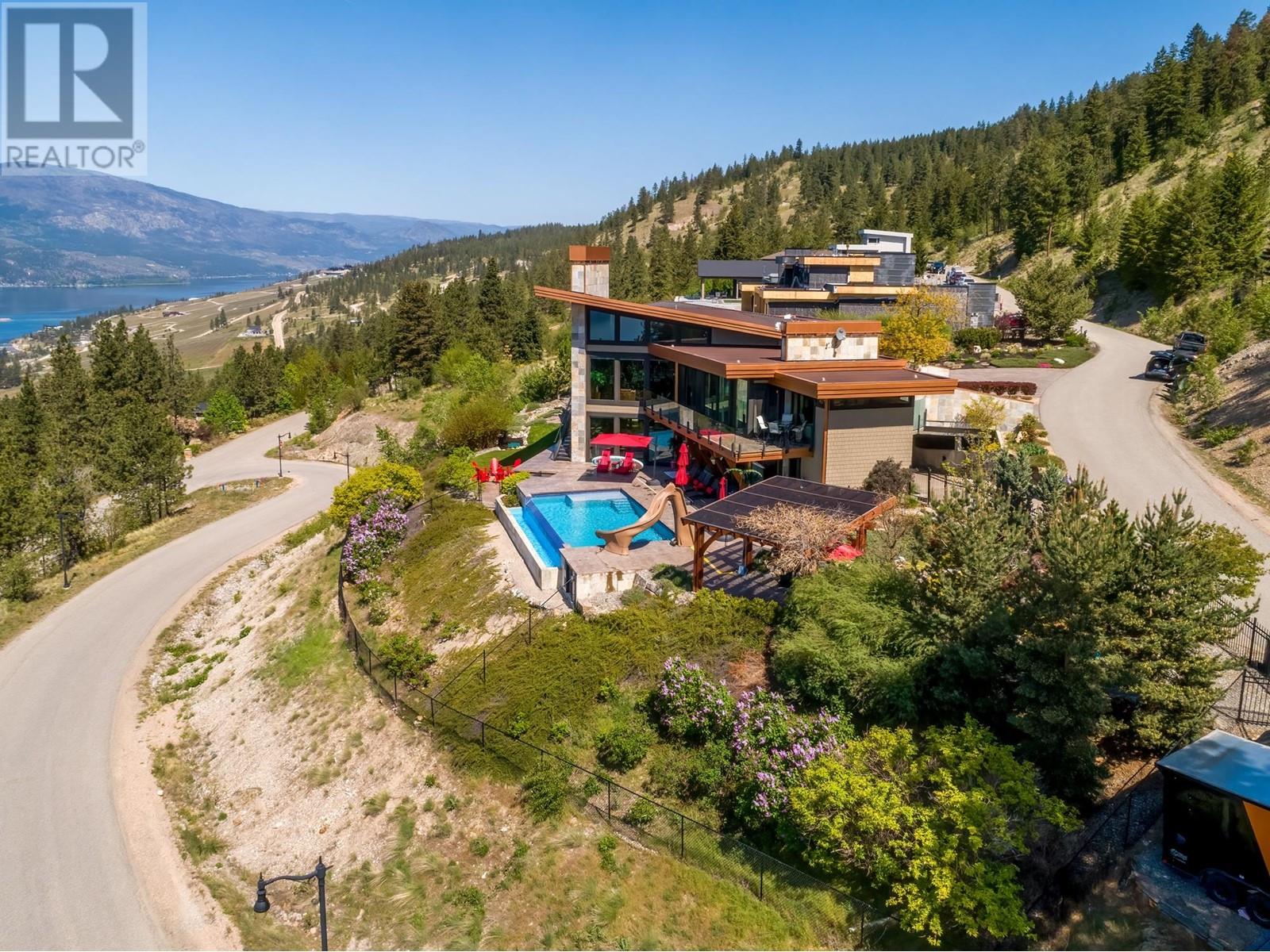 13889 Ogilvey Lane, Lake Country