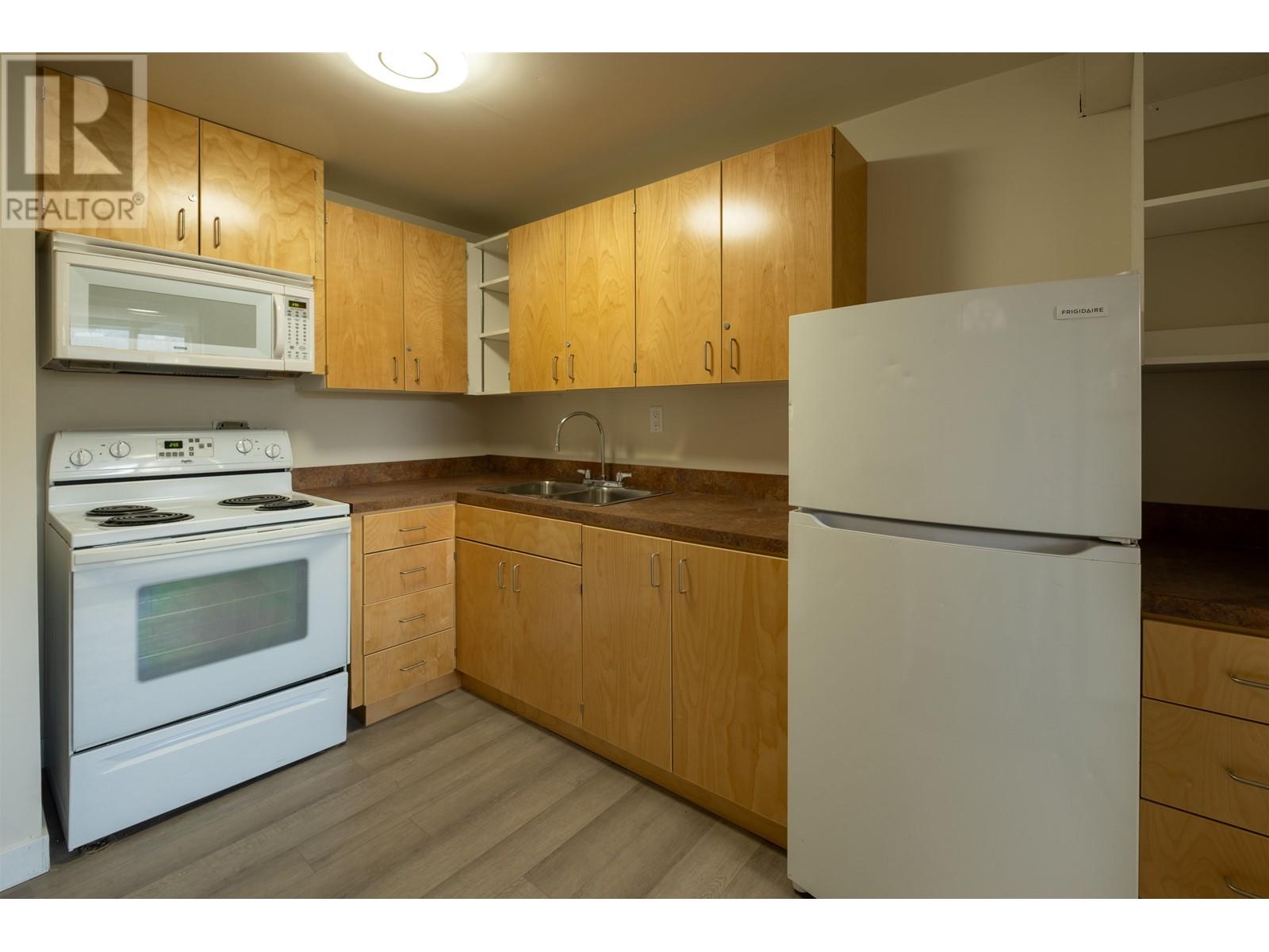 Photo 14 of 1145 Cluculz Avenue, Prince George BC