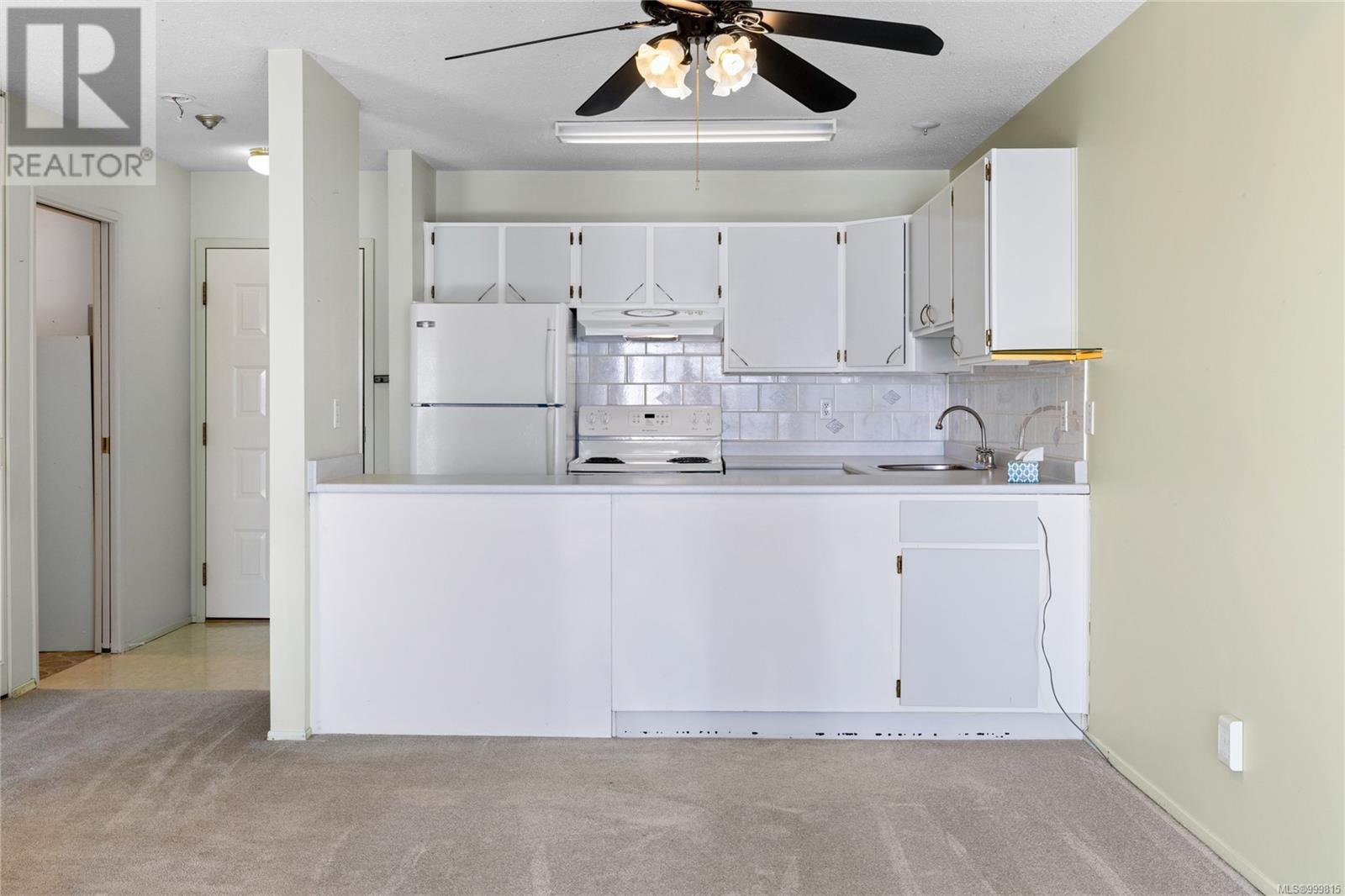 #302 100 DAWES ST - Image 13