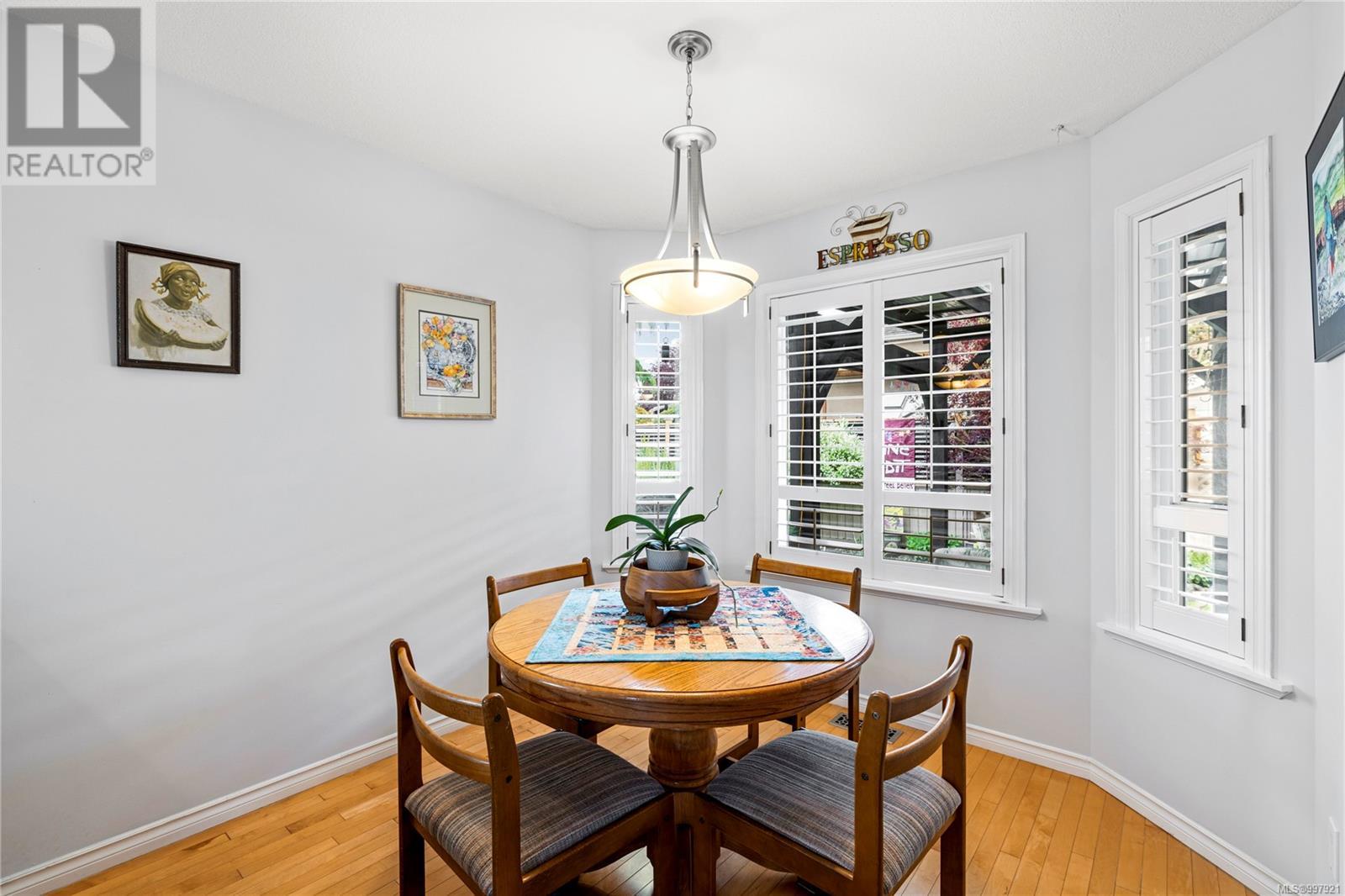 1084 Aery View Way, Parksville real estate listing 997921