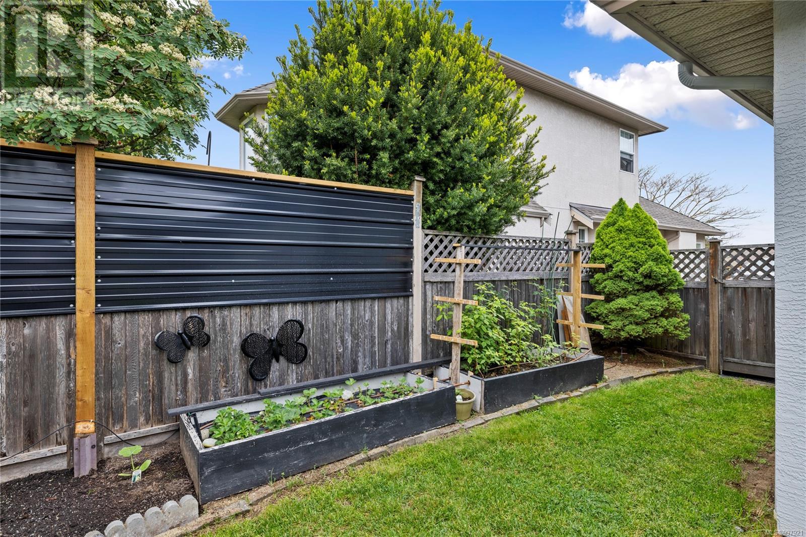 1084 Aery View Way, Parksville real estate listing 997921